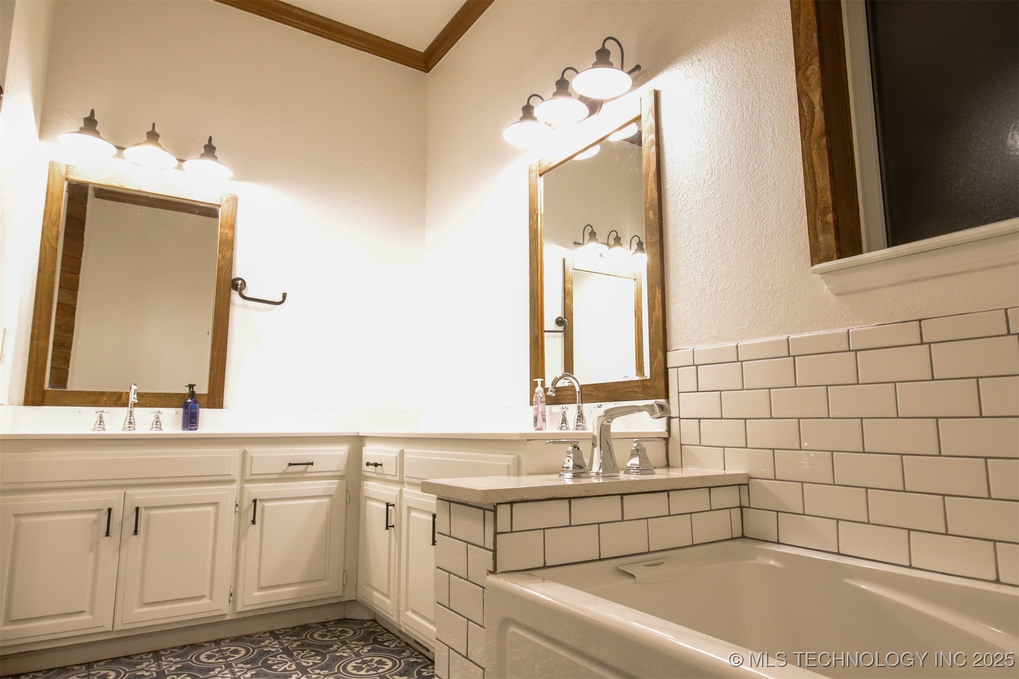 10628 E 100th Street Property Photo 28