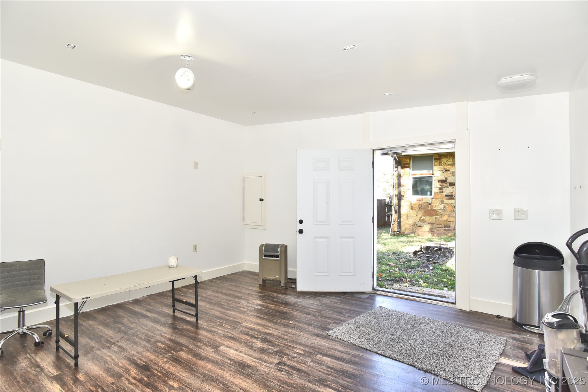 10628 E 100th Street Property Photo 43