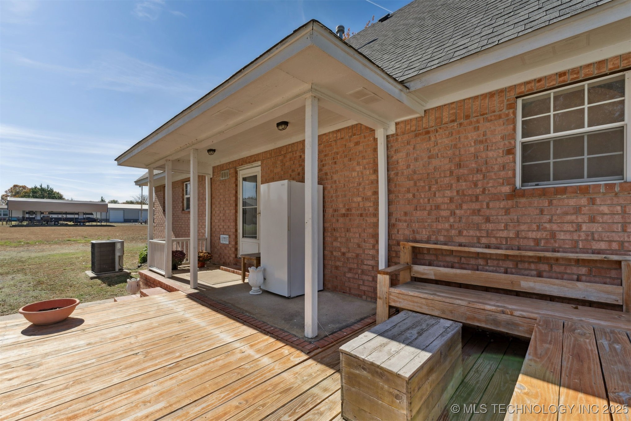 116565 S 4213 Road Property Photo 9