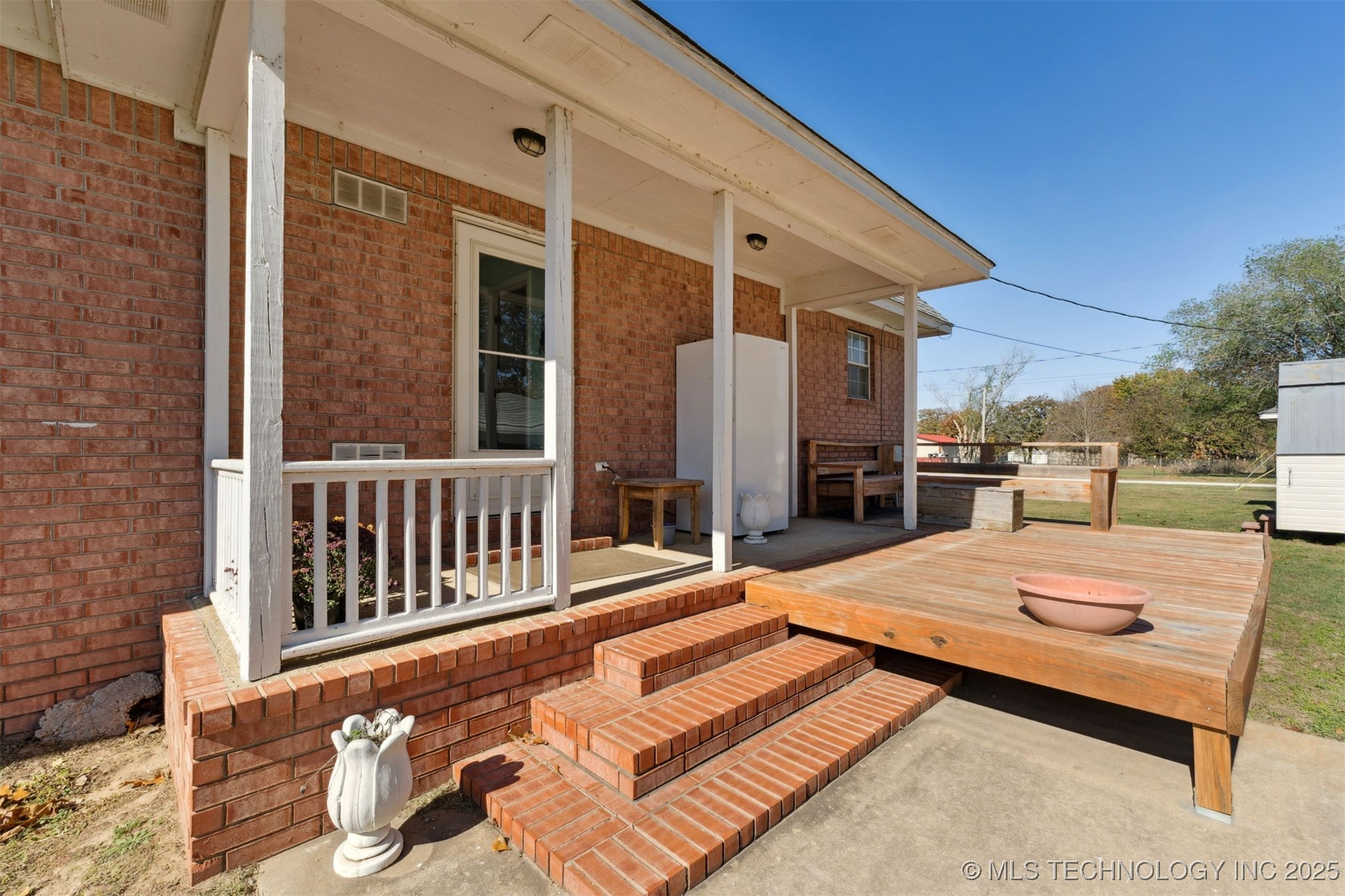 116565 S 4213 Road Property Photo 10