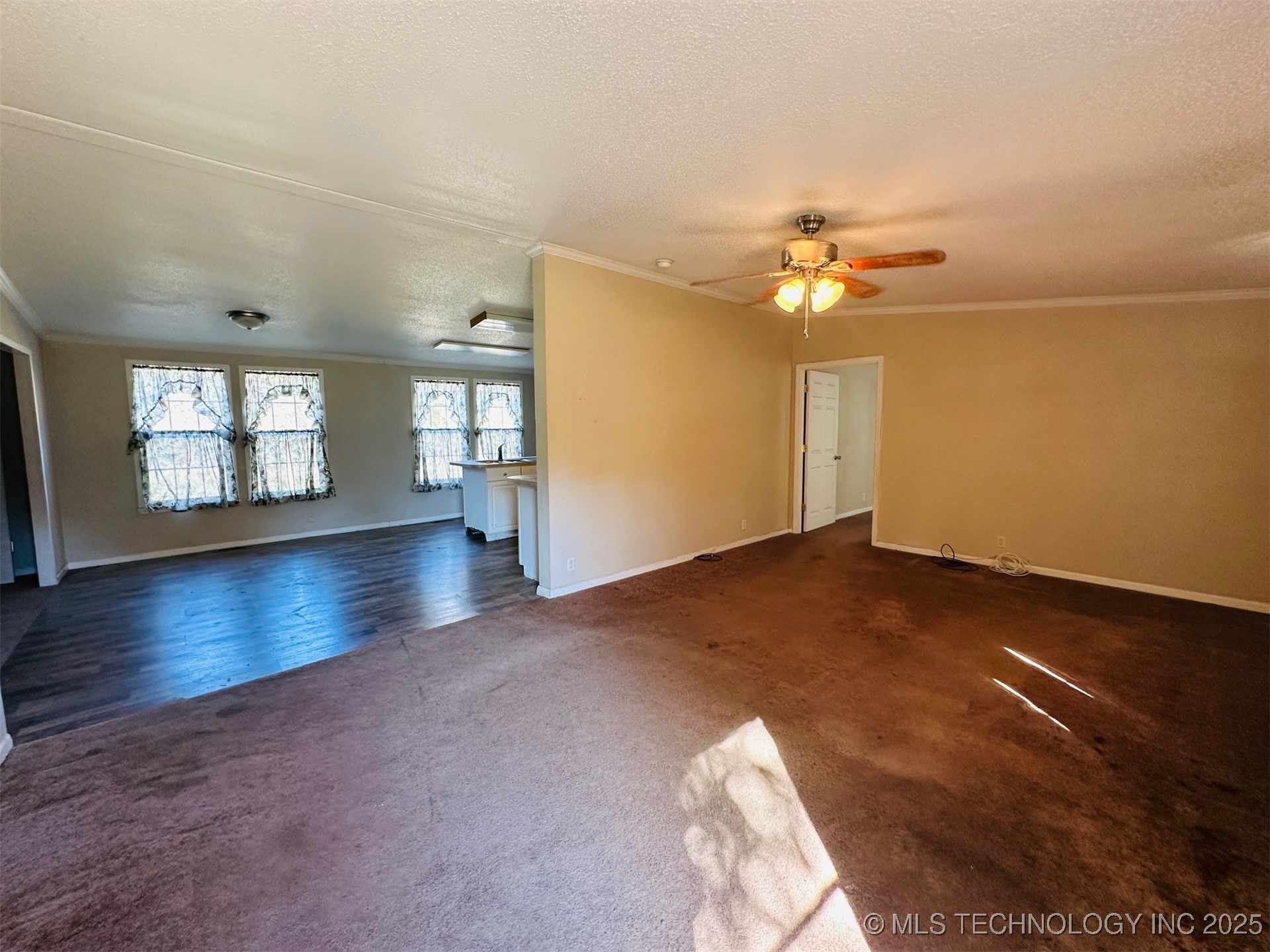 11515 Leavenworth Trail Property Photo 5