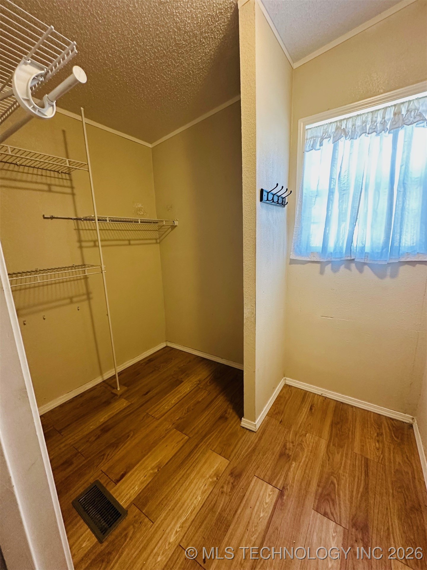 11515 Leavenworth Trail Property Photo 15