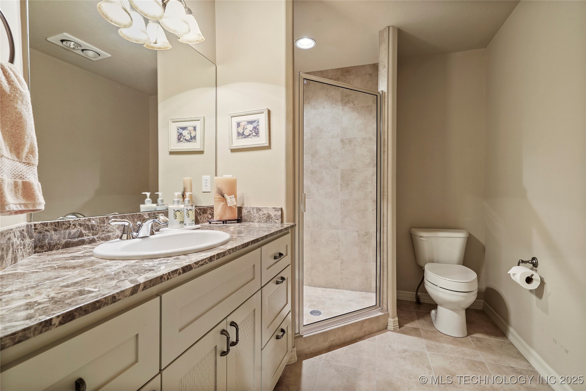 11307 S College Avenue Property Photo 32