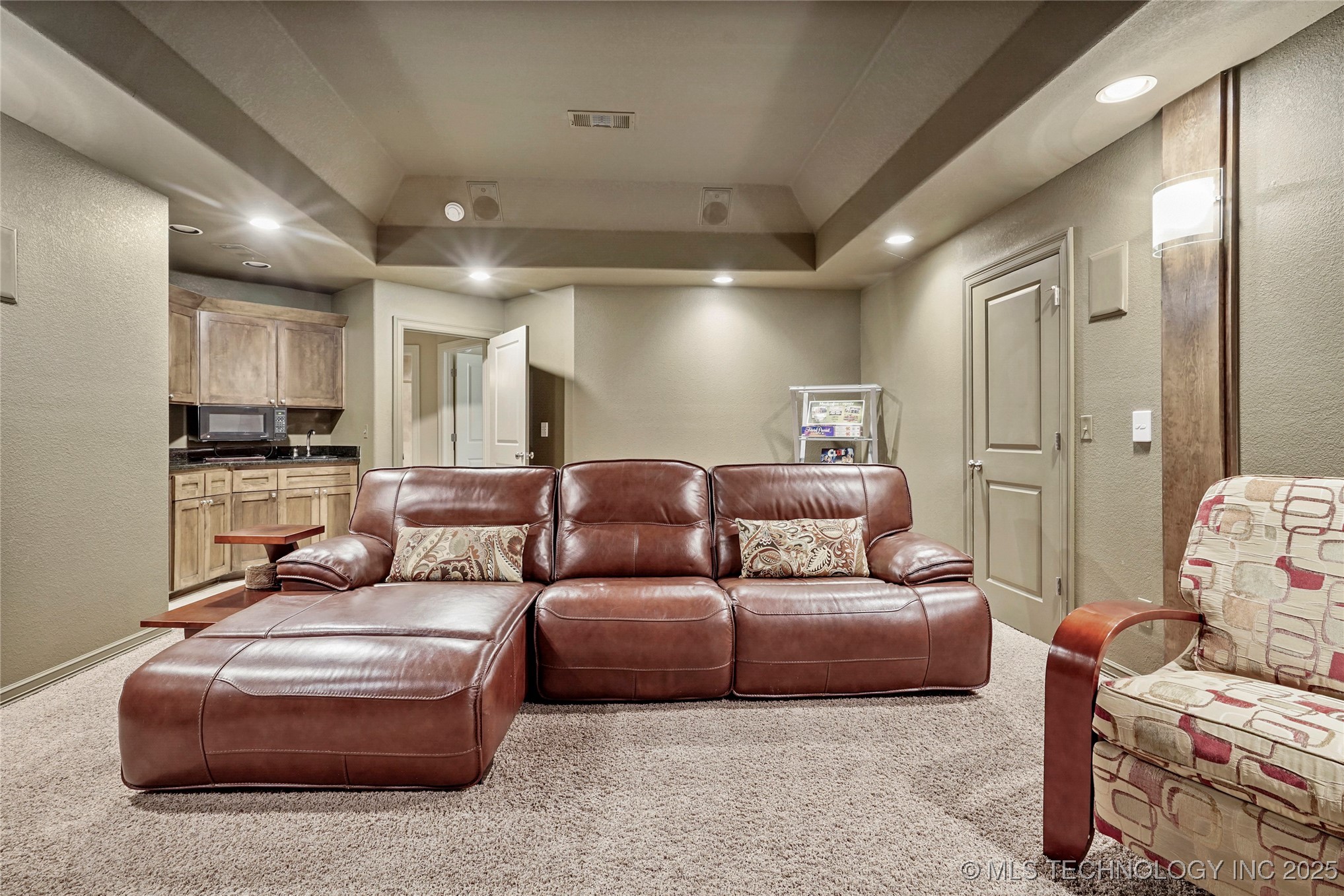 11307 S College Avenue Property Photo 38