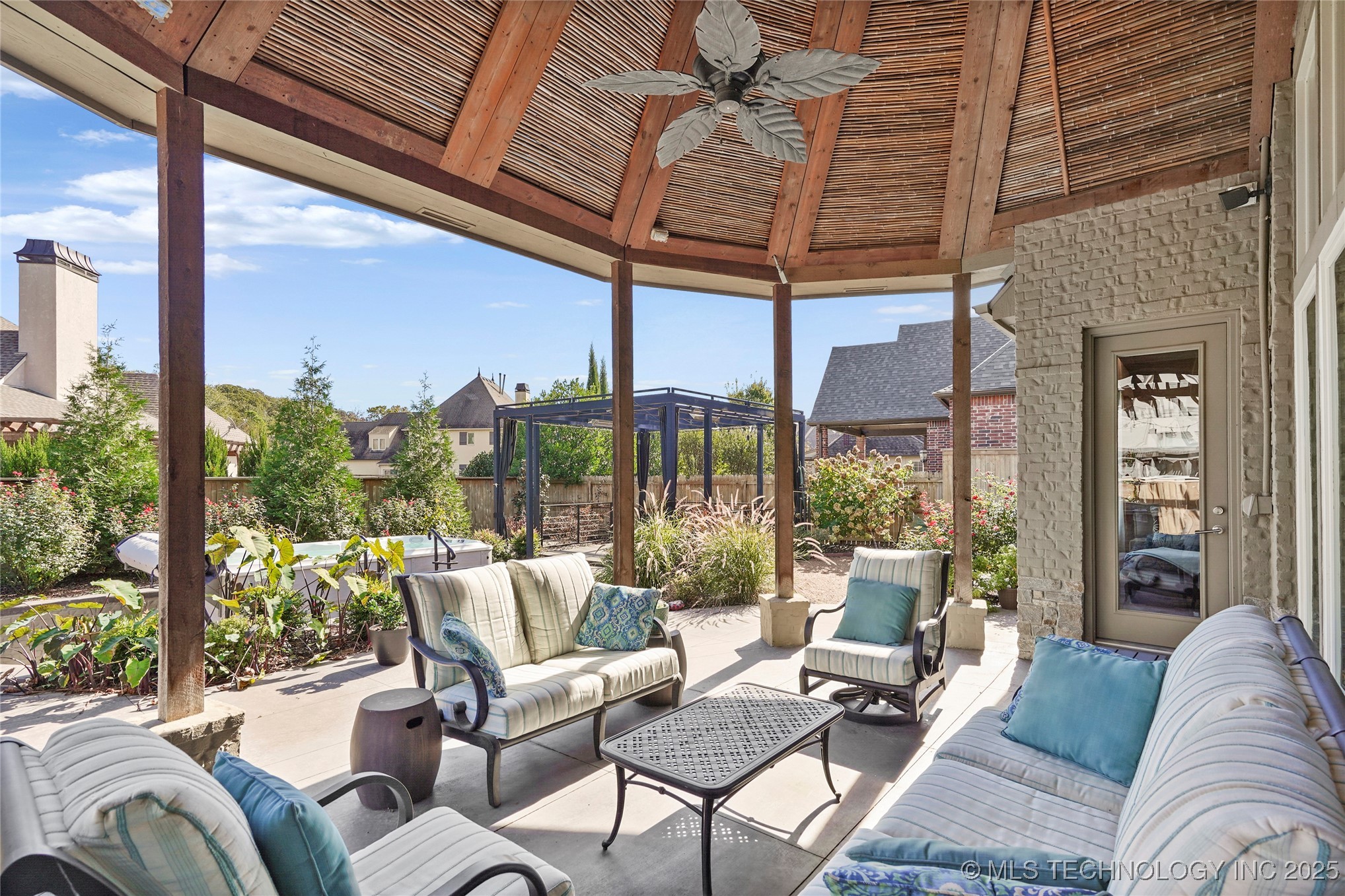 11307 S College Avenue Property Photo 39