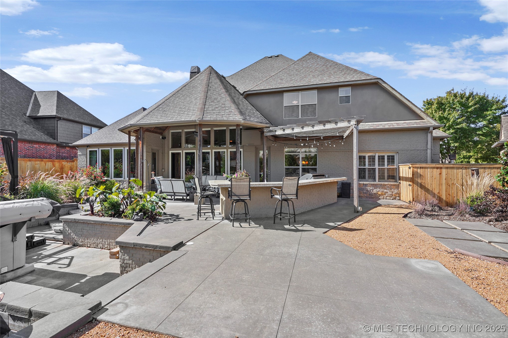 11307 S College Avenue Property Photo 42