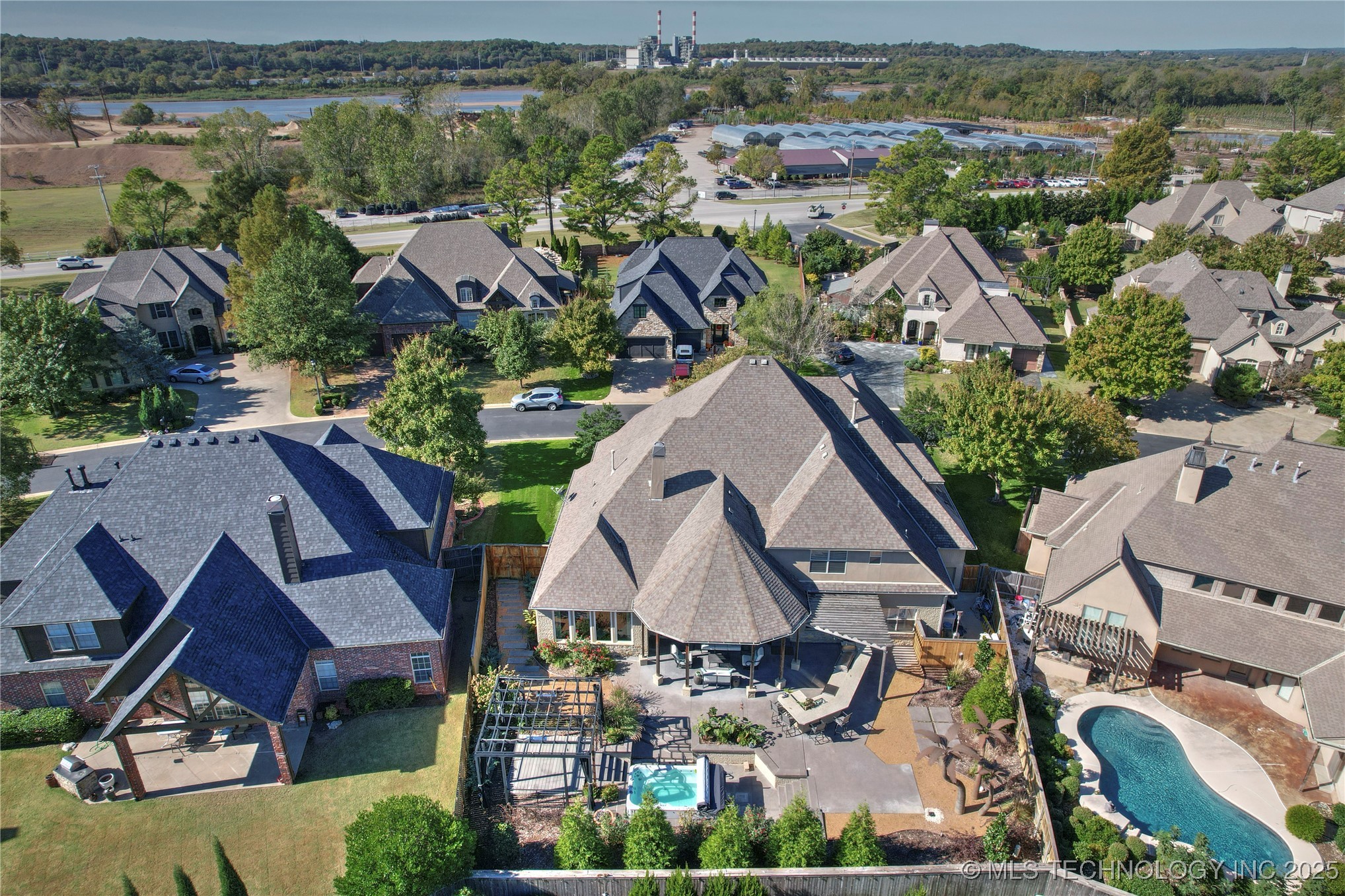 11307 S College Avenue Property Photo 49