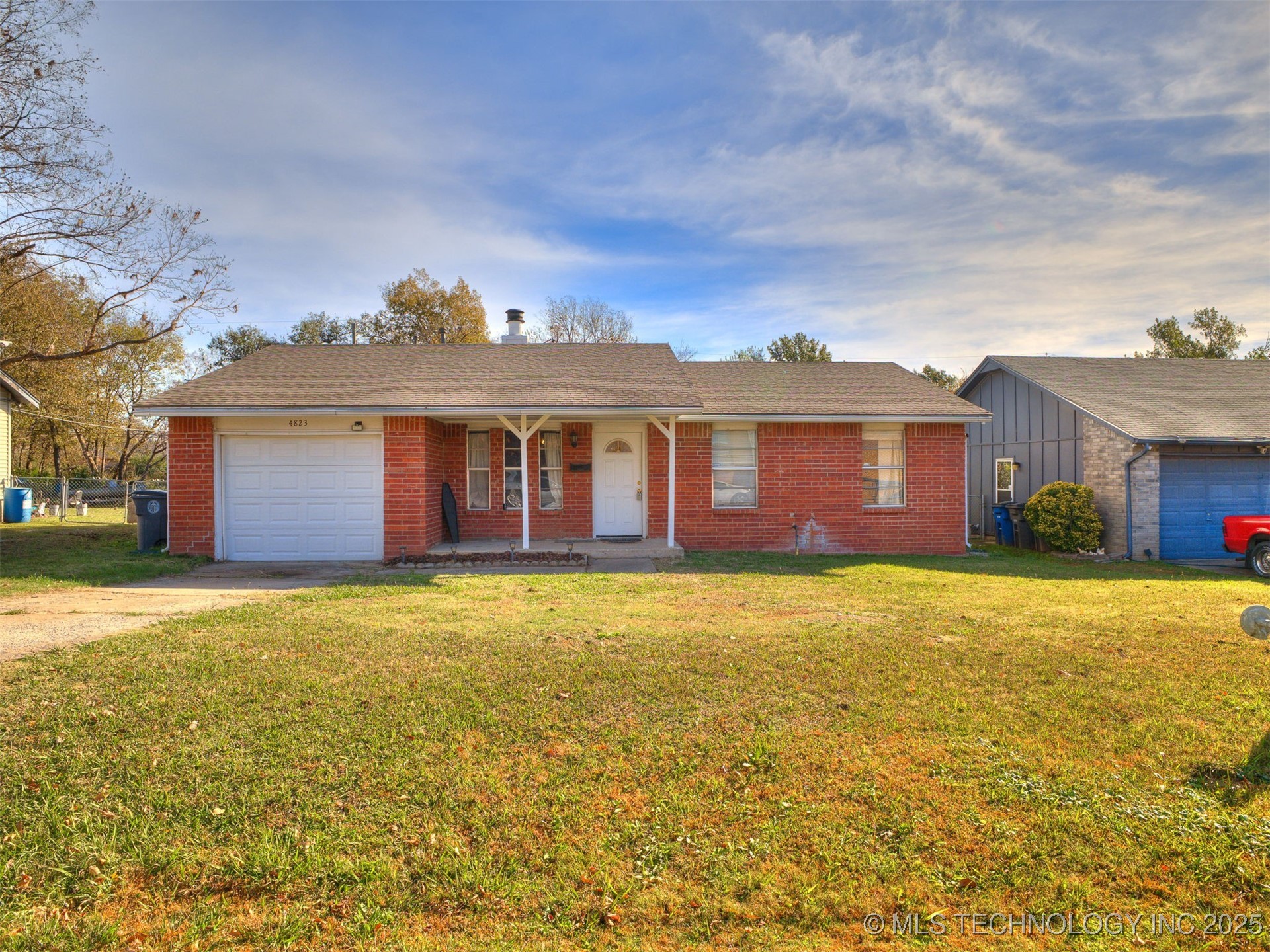 4823 S 27th Avenue W Property Photo 1