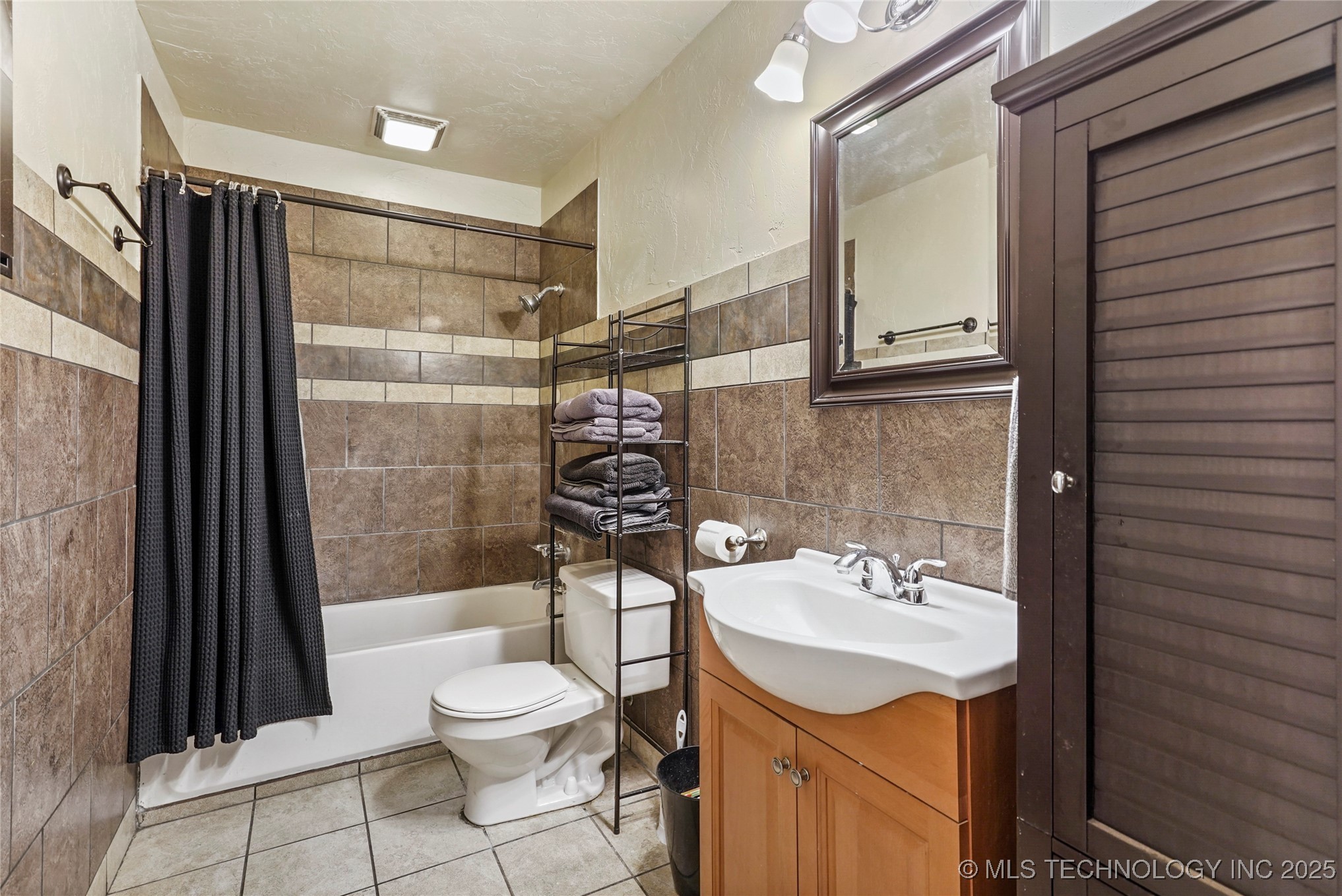 11327 E 63rd Street S Property Photo 18