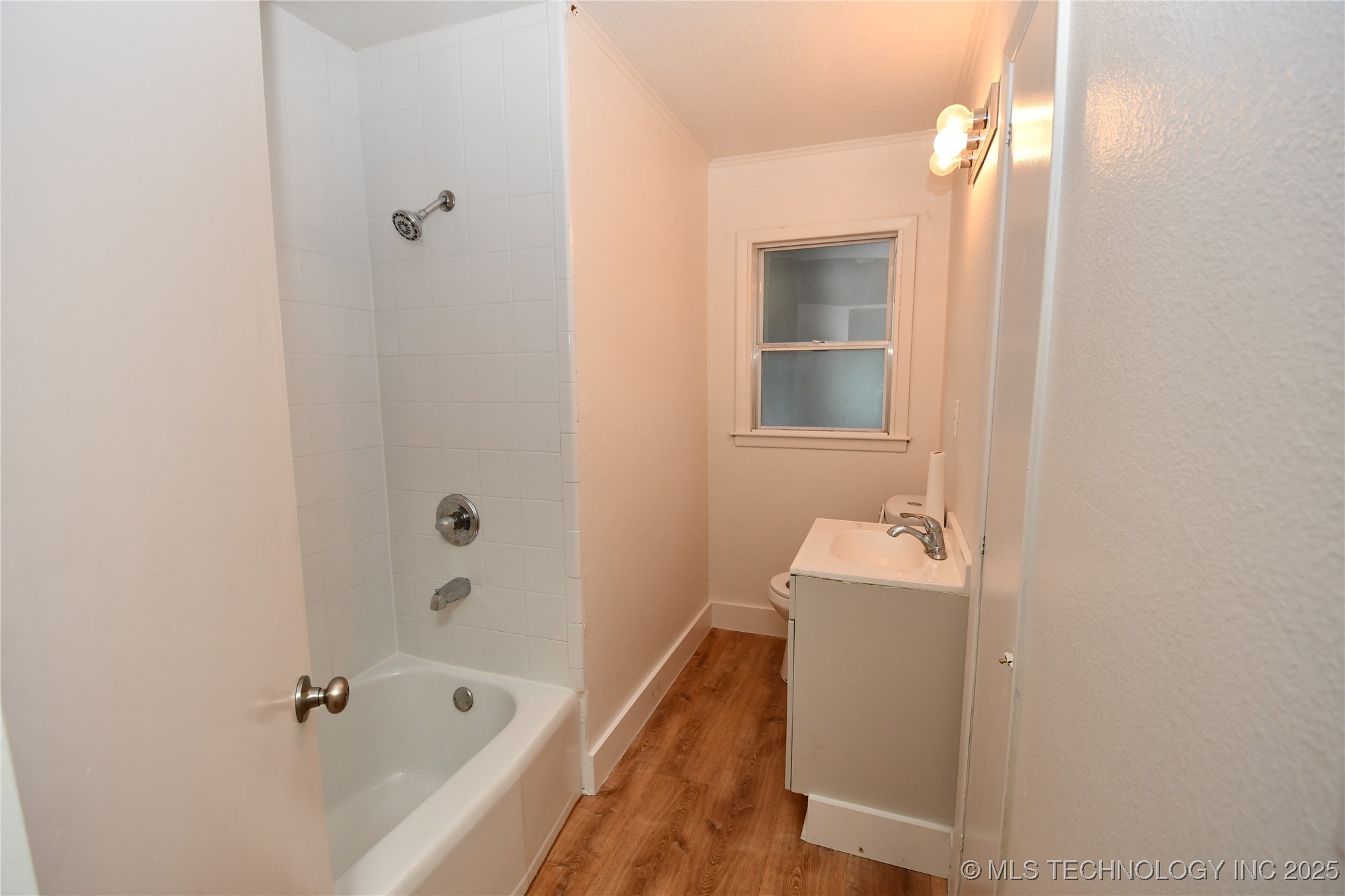 4554 Iroquois Avenue Property Photo 20