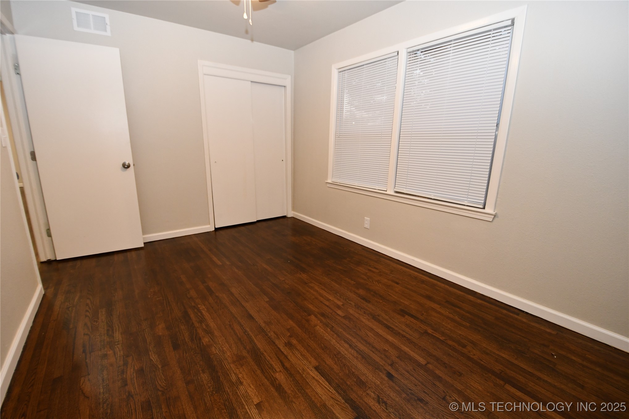 4554 Iroquois Avenue Property Photo 25