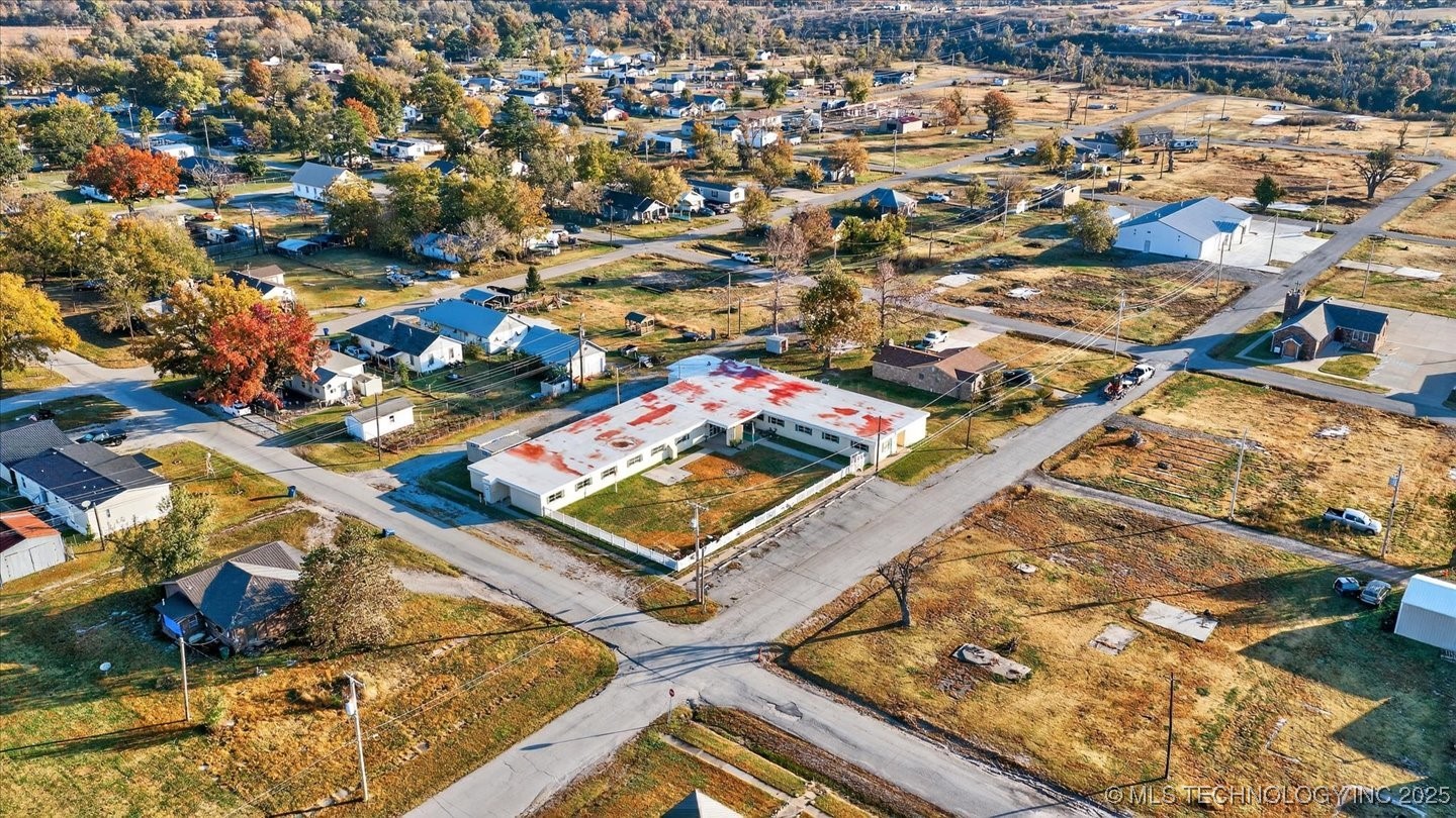 411 S 4th Street Property Photo 8