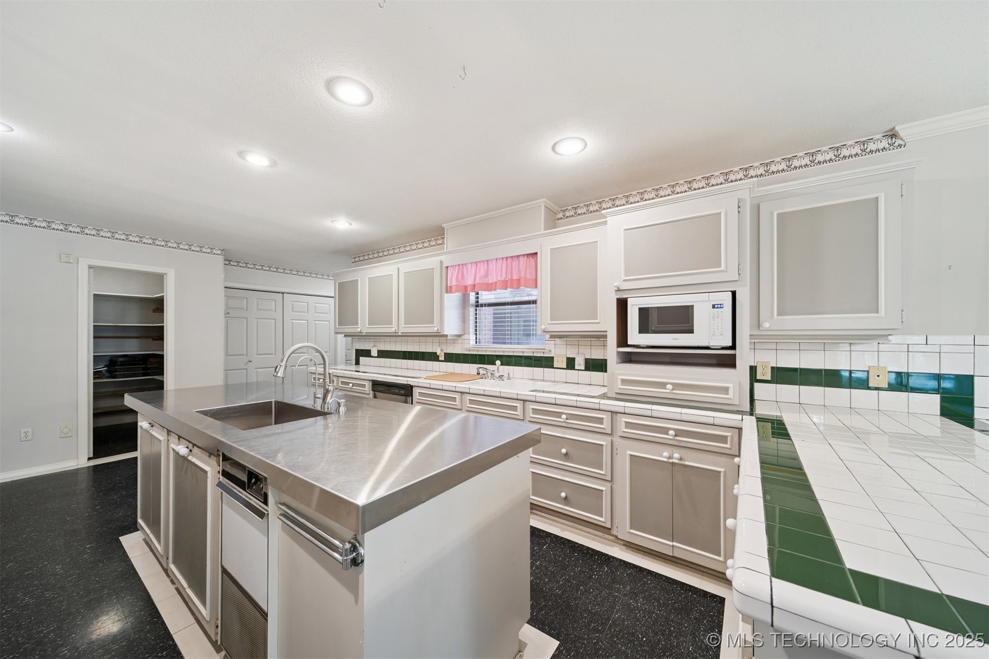 30875 E 171st Street S Property Photo 14