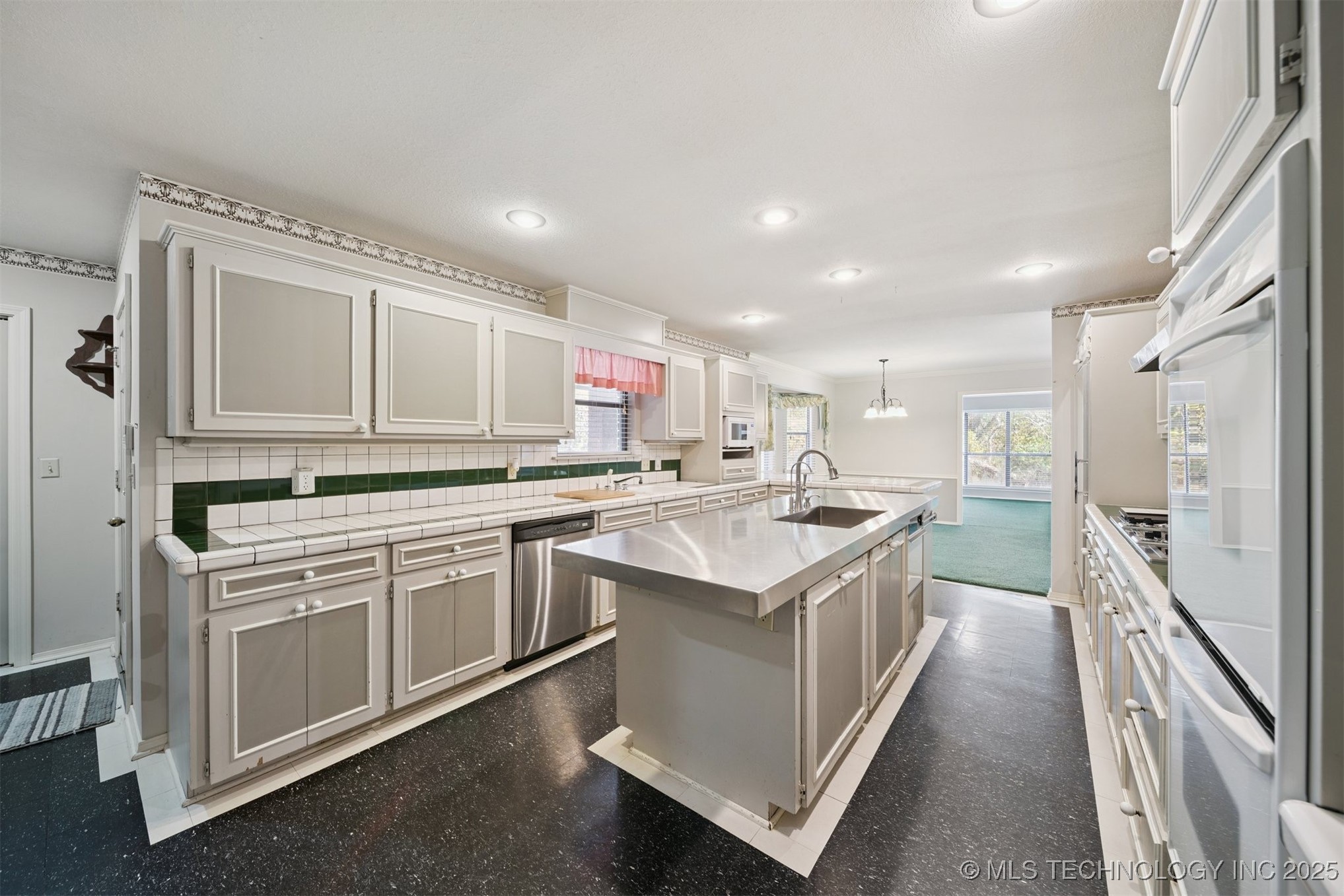 30875 E 171st Street S Property Photo 16