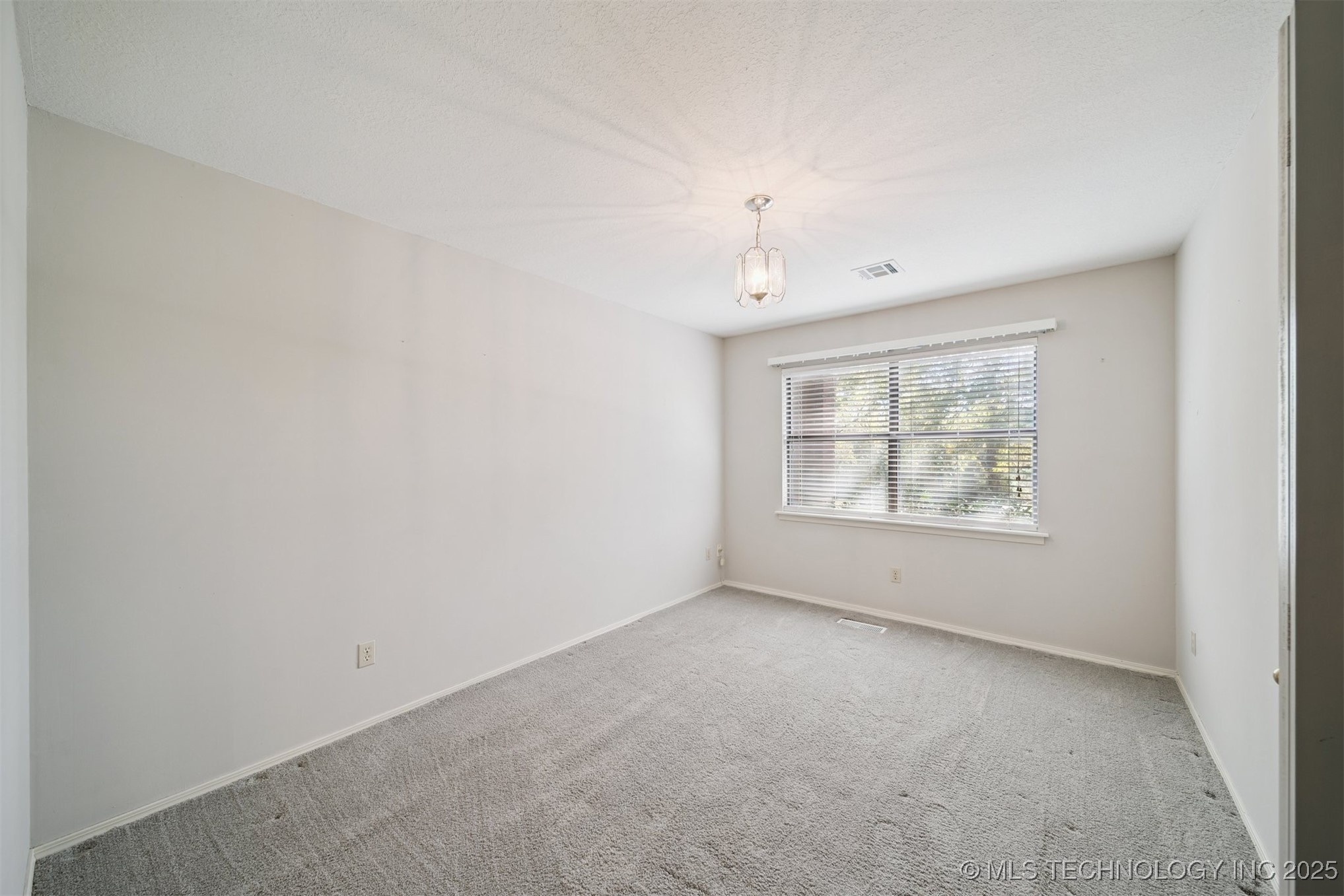 30875 E 171st Street S Property Photo 44