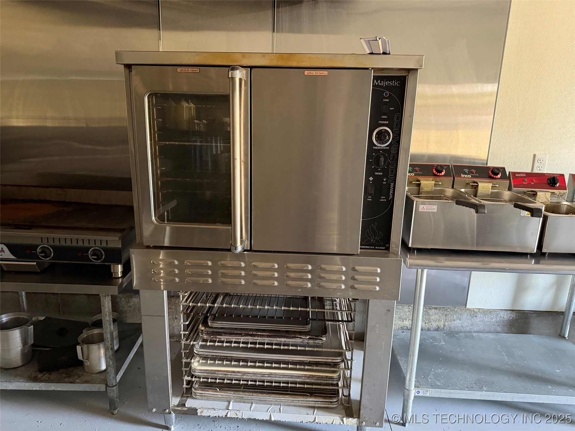 305 W Main Street Property Photo 15