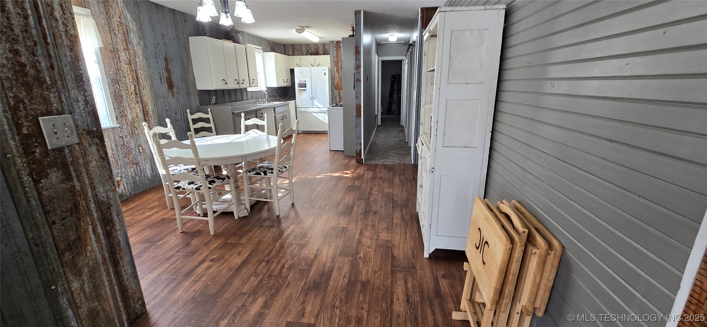 57th Property Photo 46