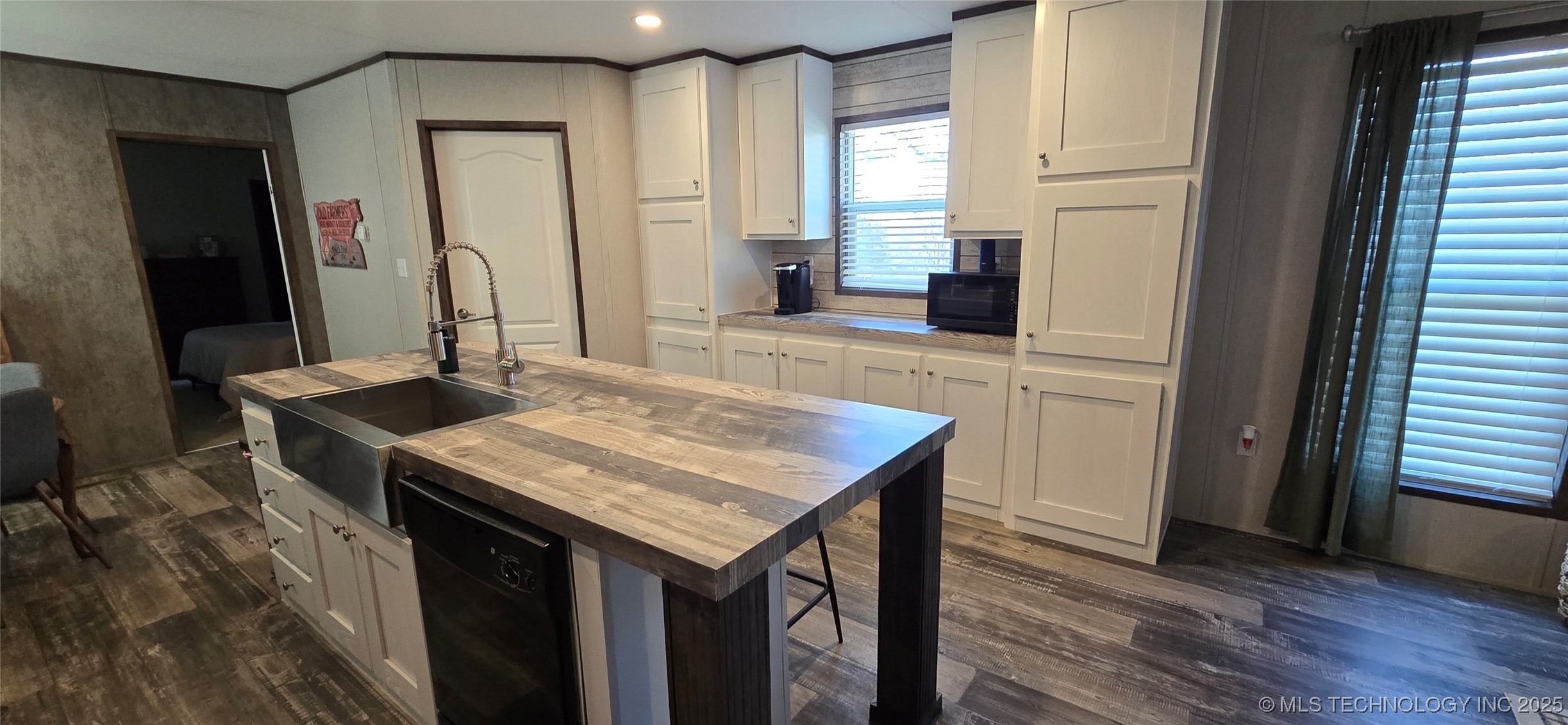 57th Property Photo 72