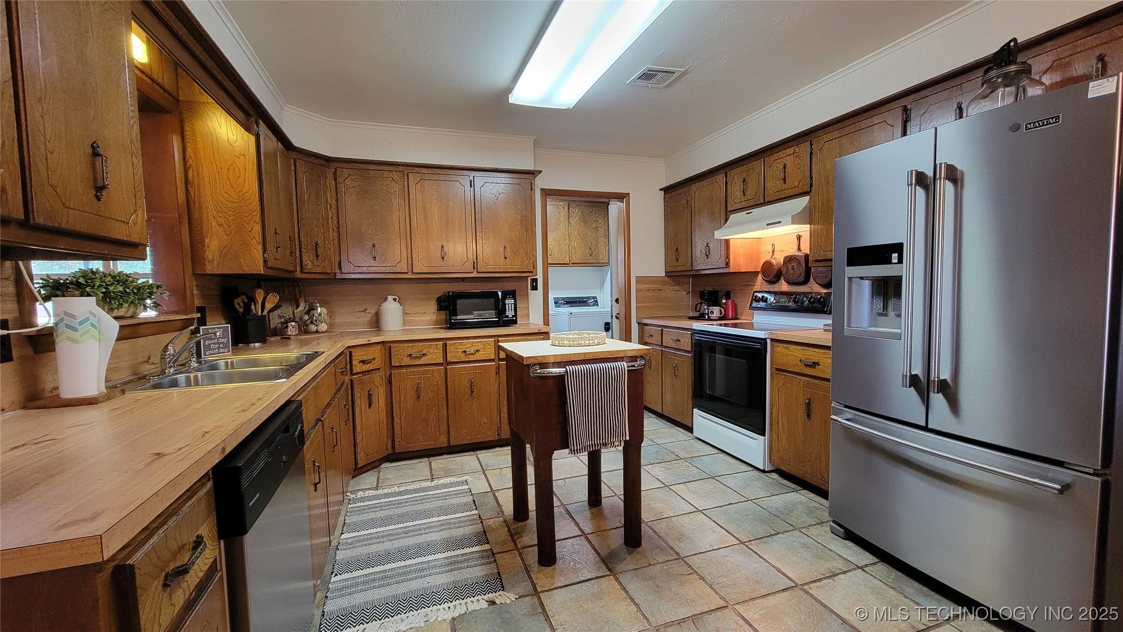 15090 N 251 Road Property Photo 9