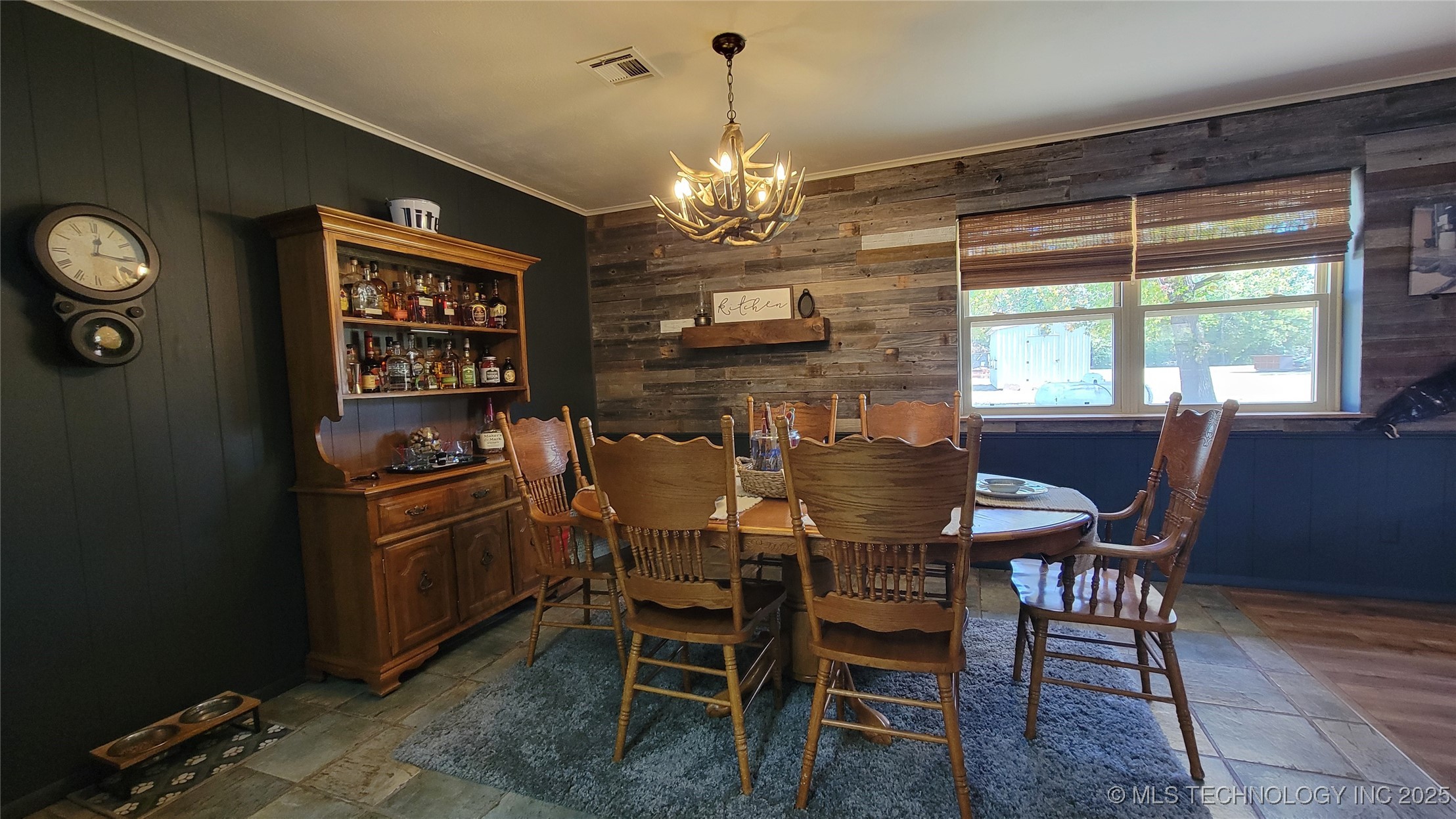 15090 N 251 Road Property Photo 11