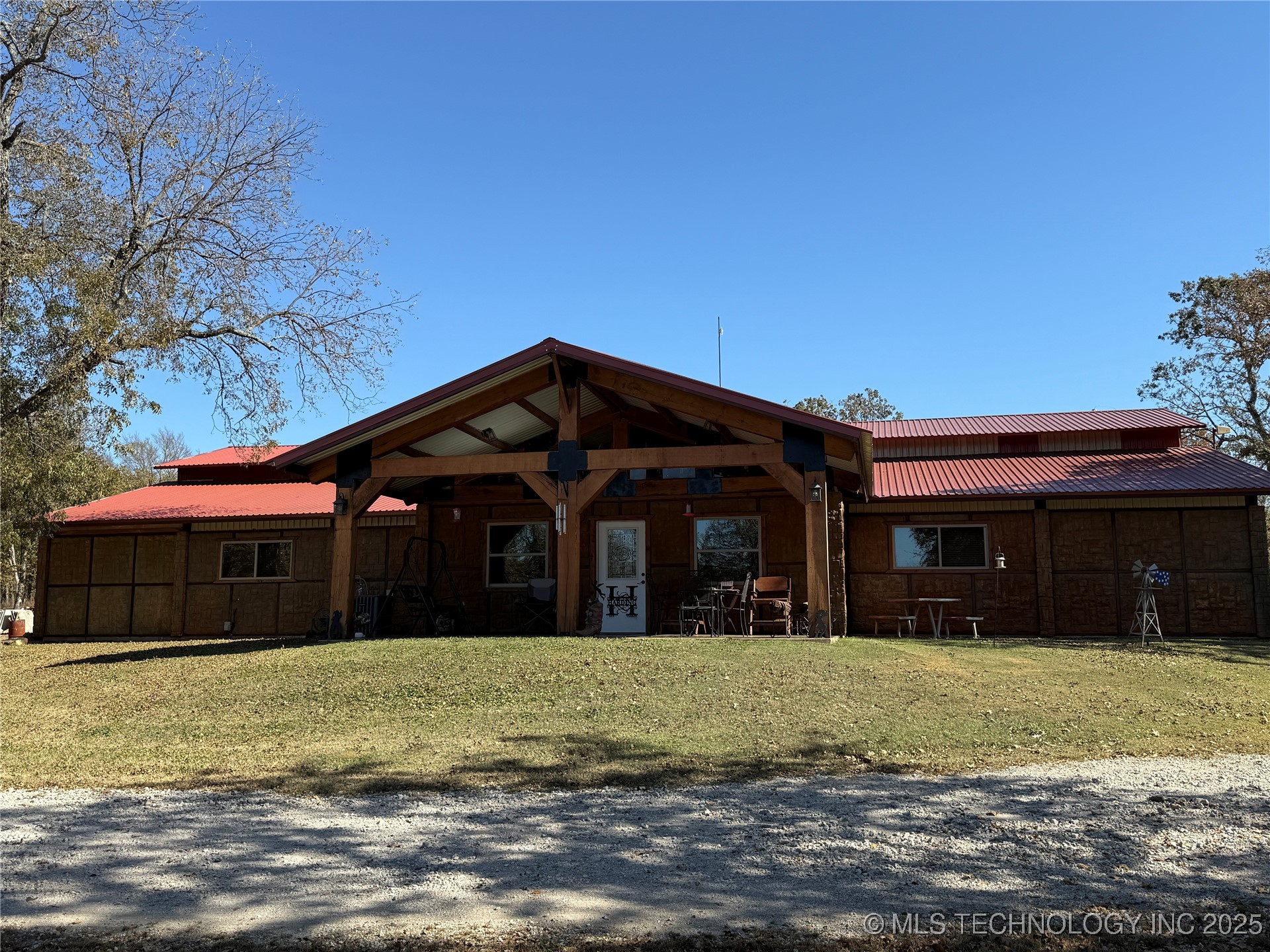 1500 Candlewood Property Photo 1