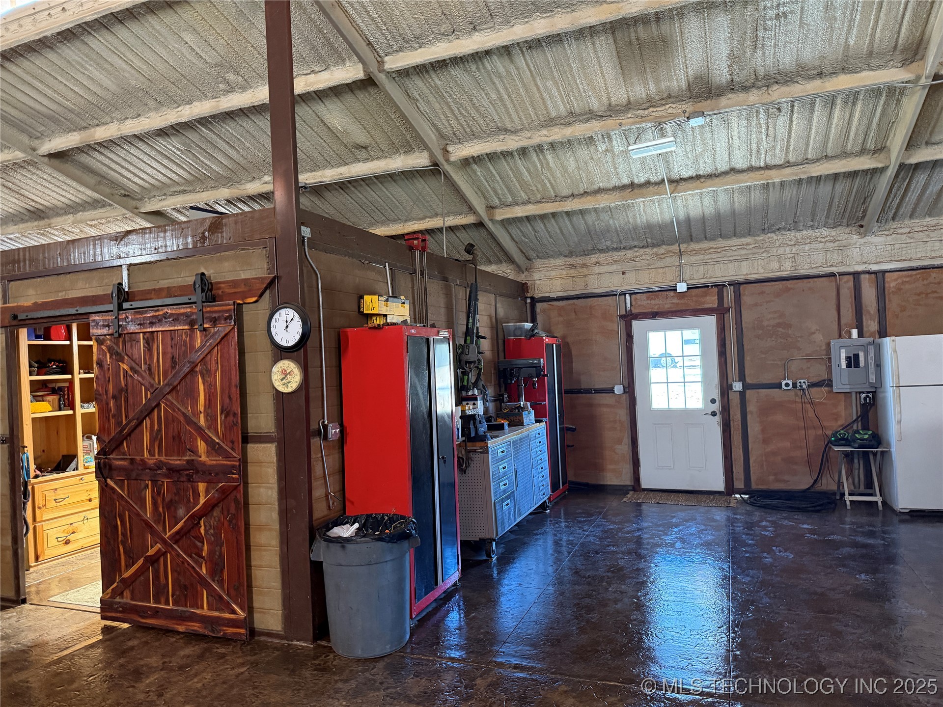 1500 Candlewood Property Photo 11