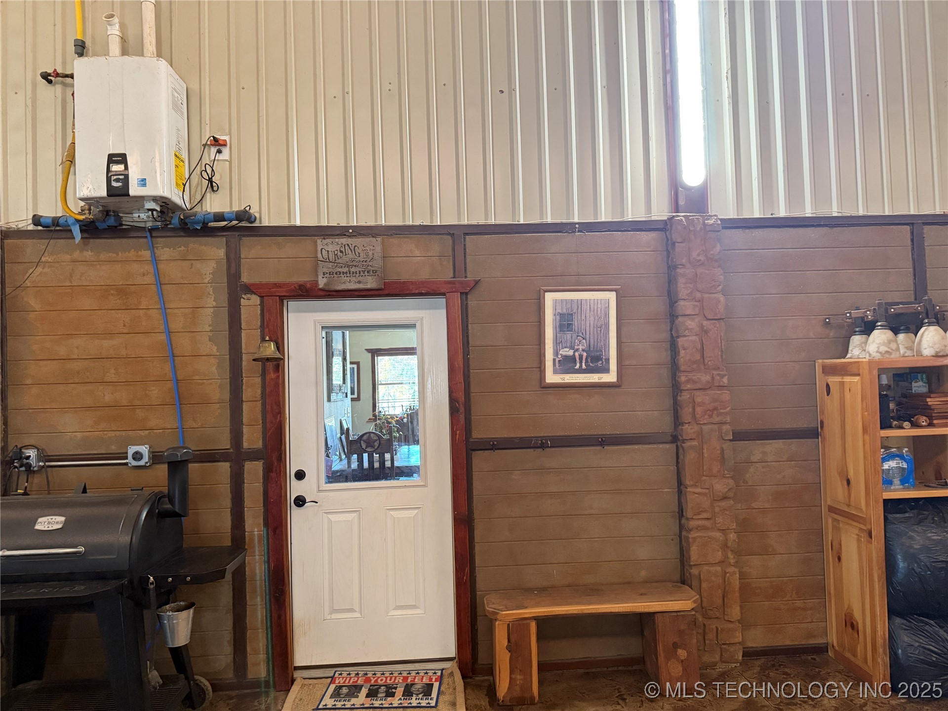 1500 Candlewood Property Photo 15