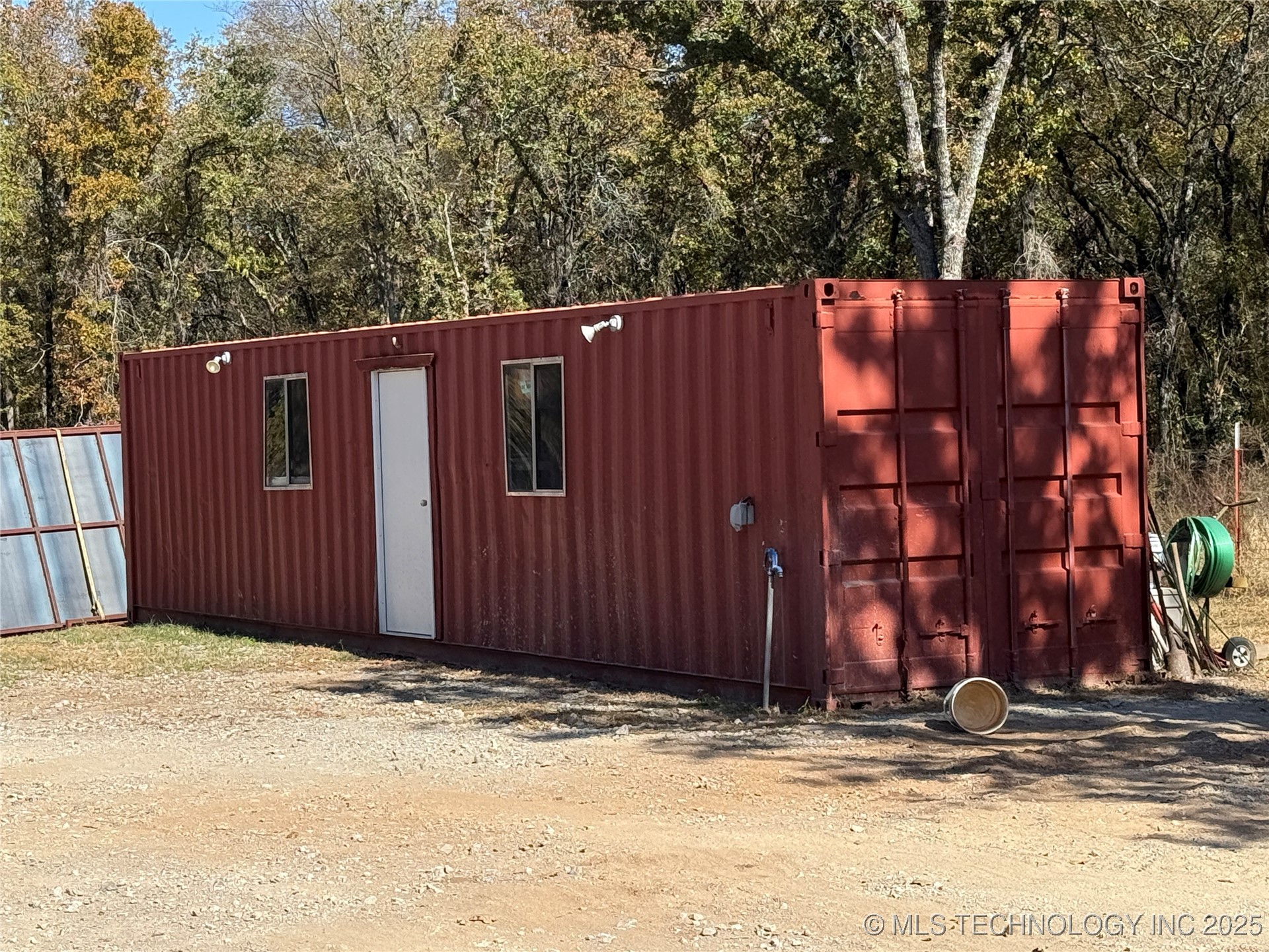 1500 Candlewood Property Photo 19