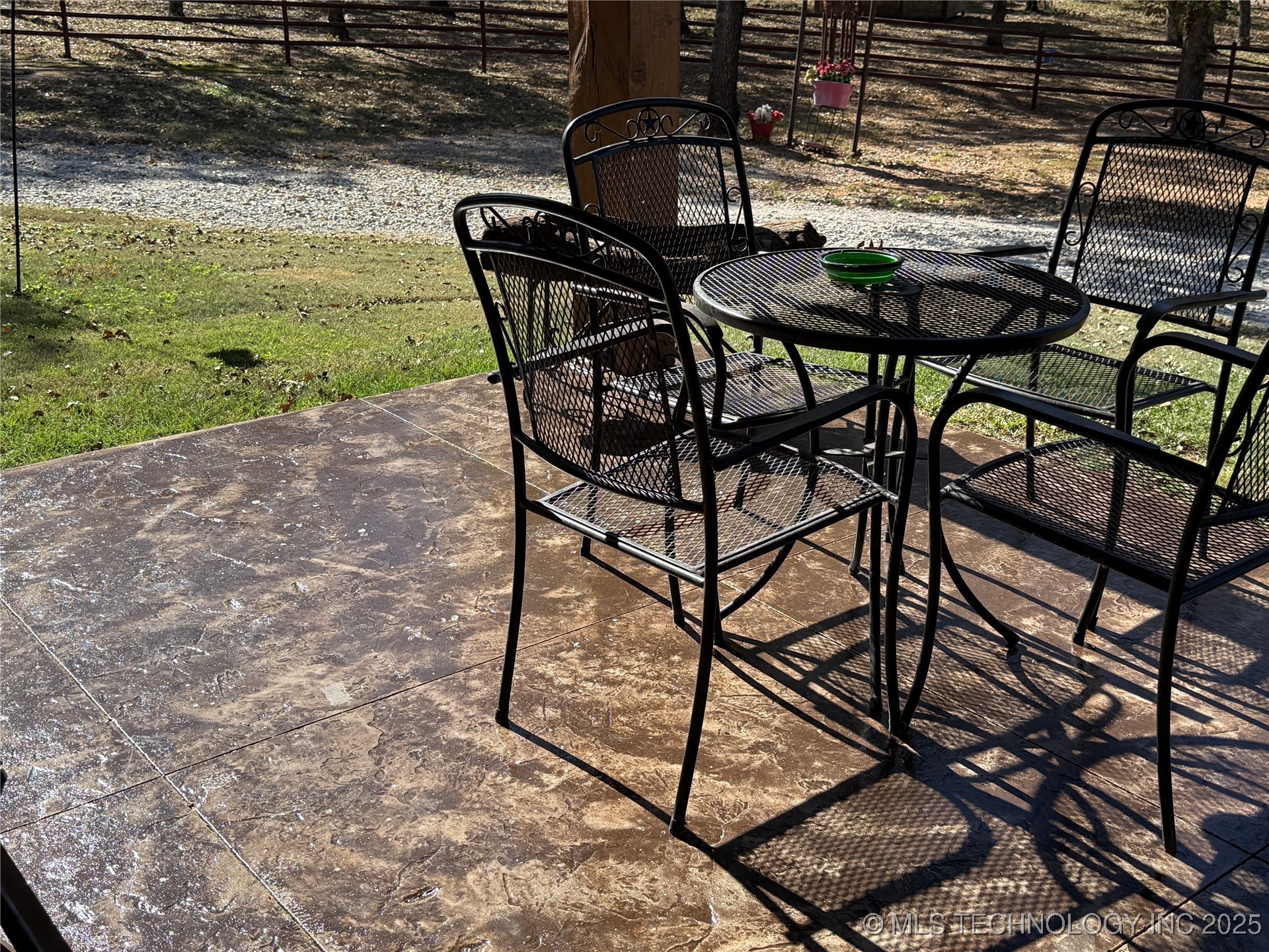 1500 Candlewood Property Photo 38