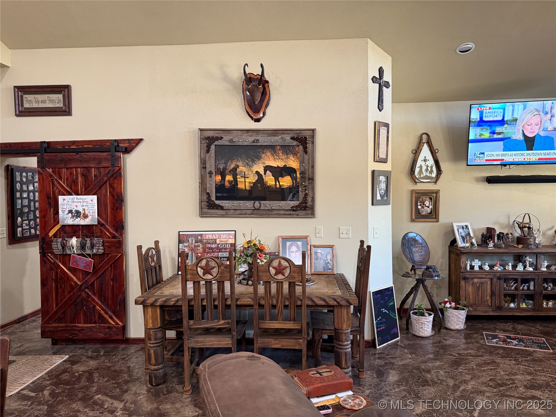 1500 Candlewood Property Photo 43