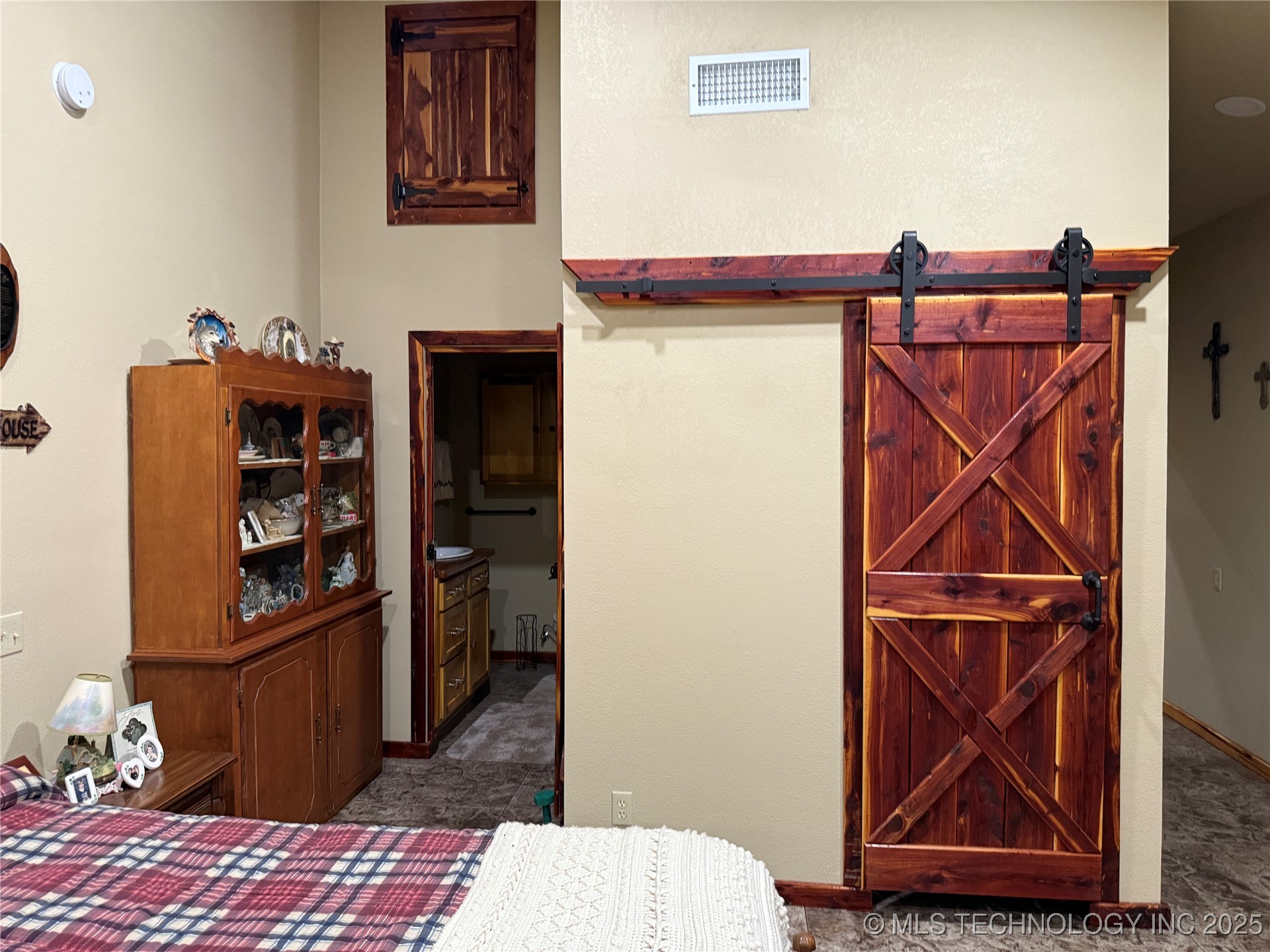 1500 Candlewood Property Photo 53