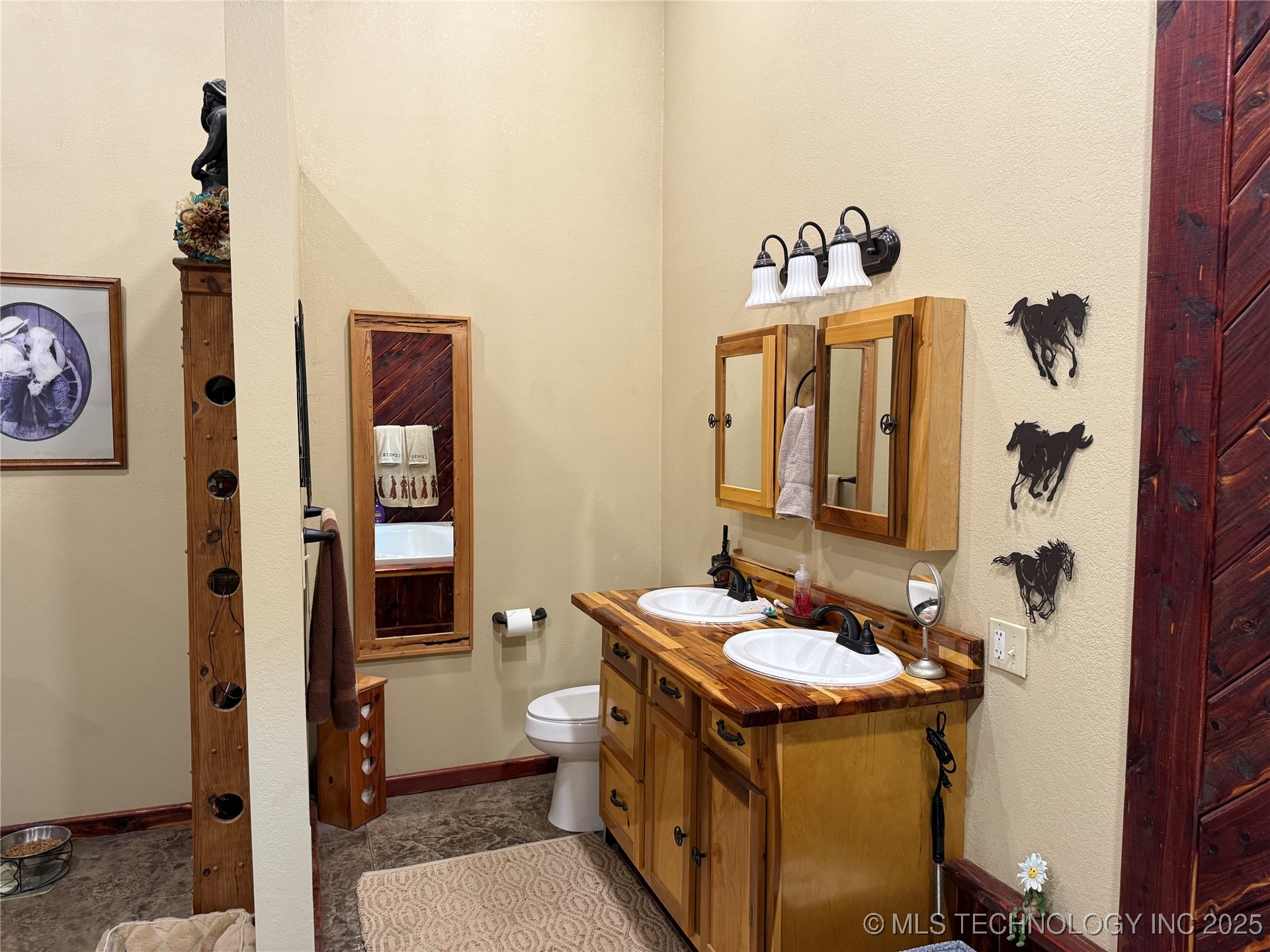 1500 Candlewood Property Photo 62