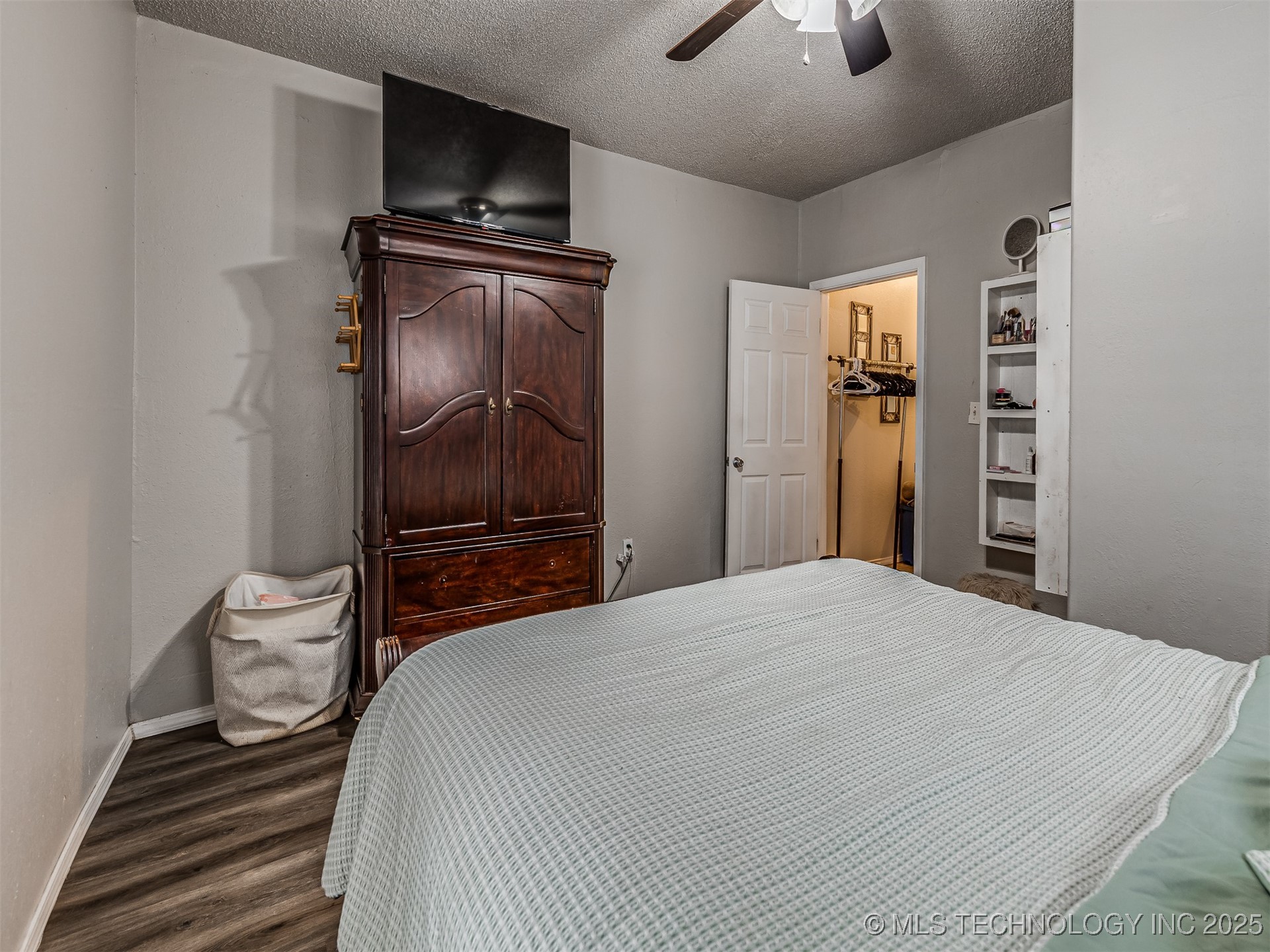 139 S Hickory Street Property Photo 23