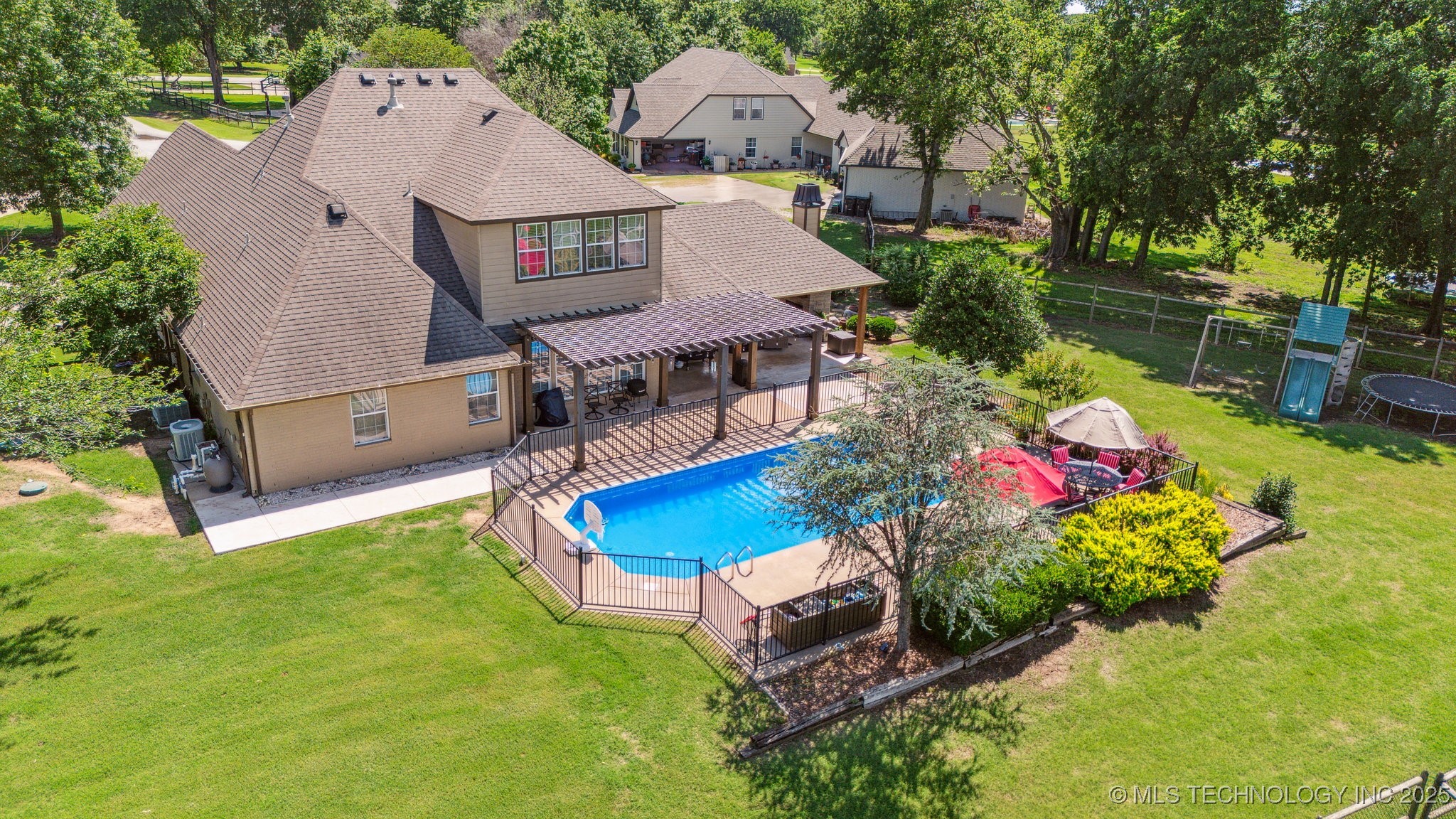 7235 N 198th East Avenue Property Photo 5