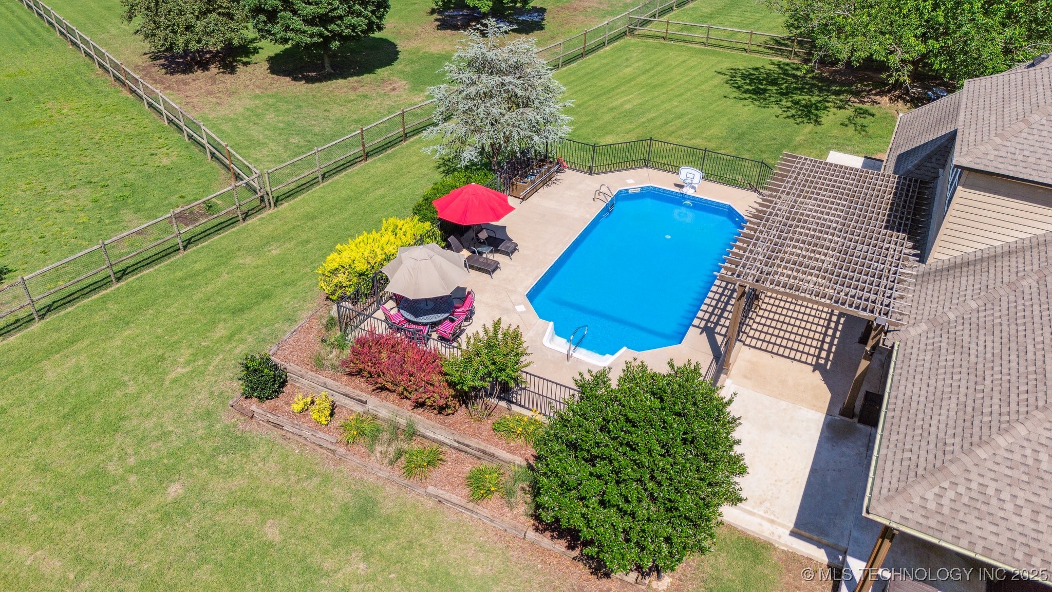 7235 N 198th East Avenue Property Photo 6