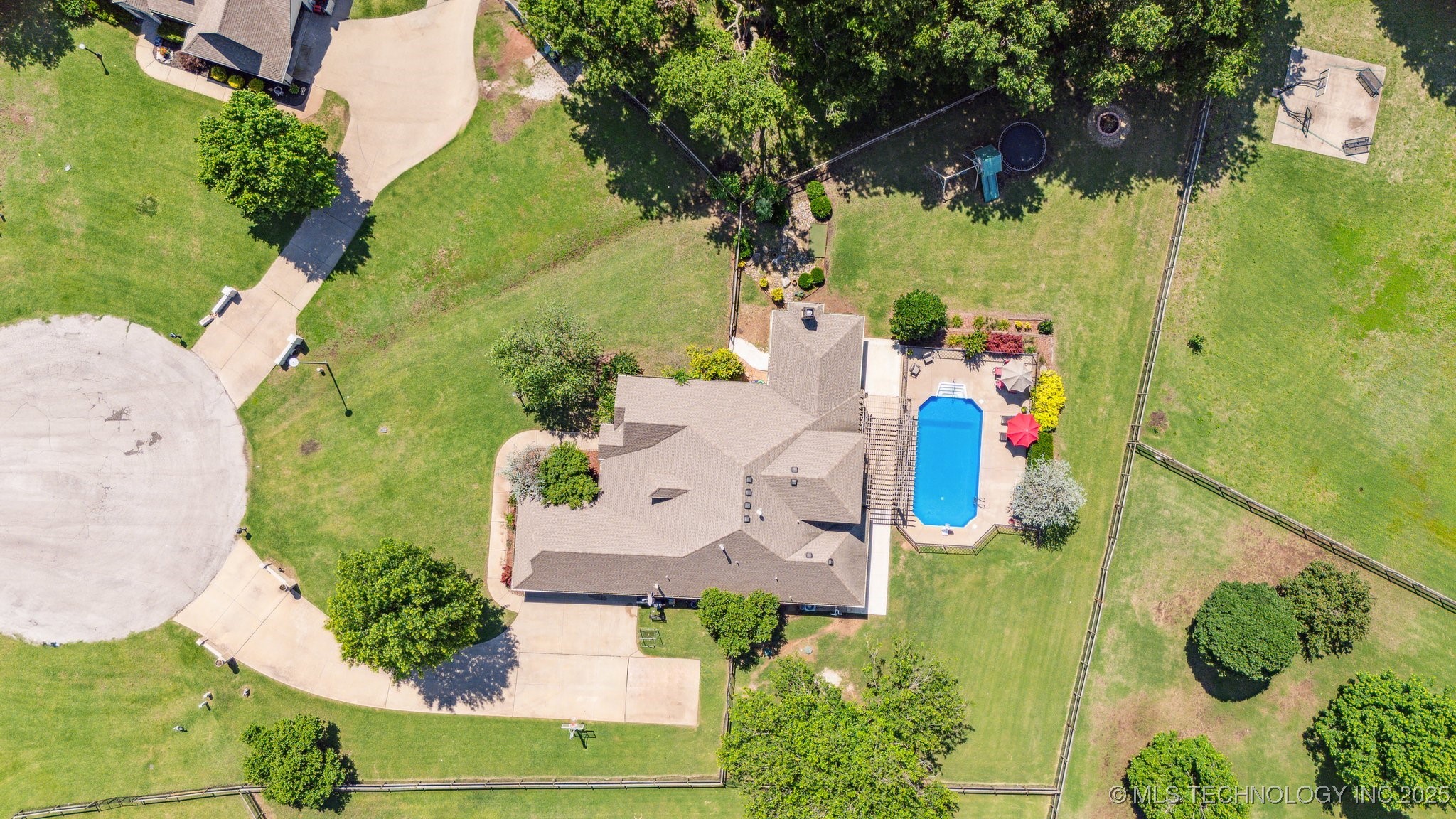 7235 N 198th East Avenue Property Photo 8