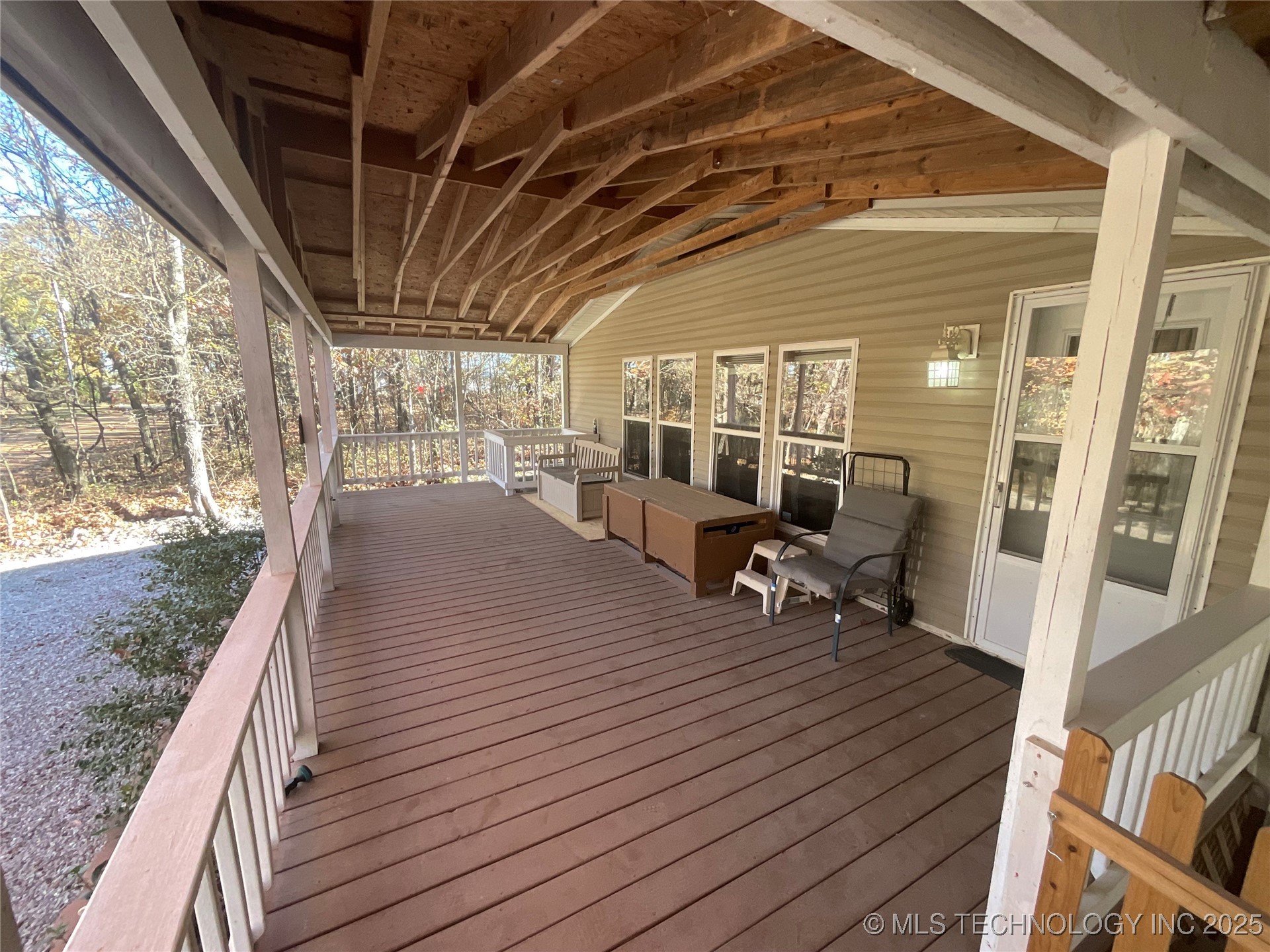 180 Red Oak Property Photo 18