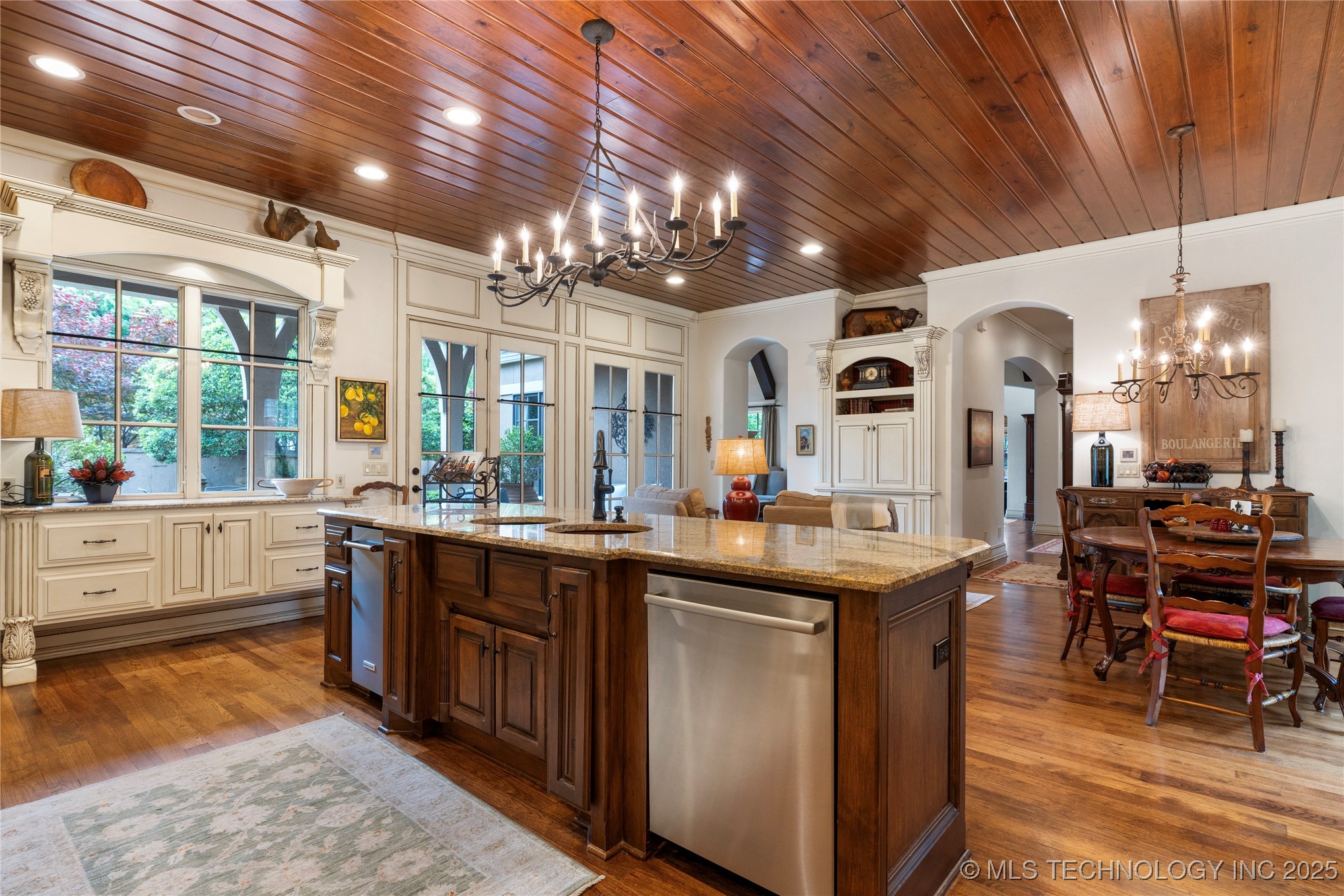 11616 S Hudson Court Property Photo 5