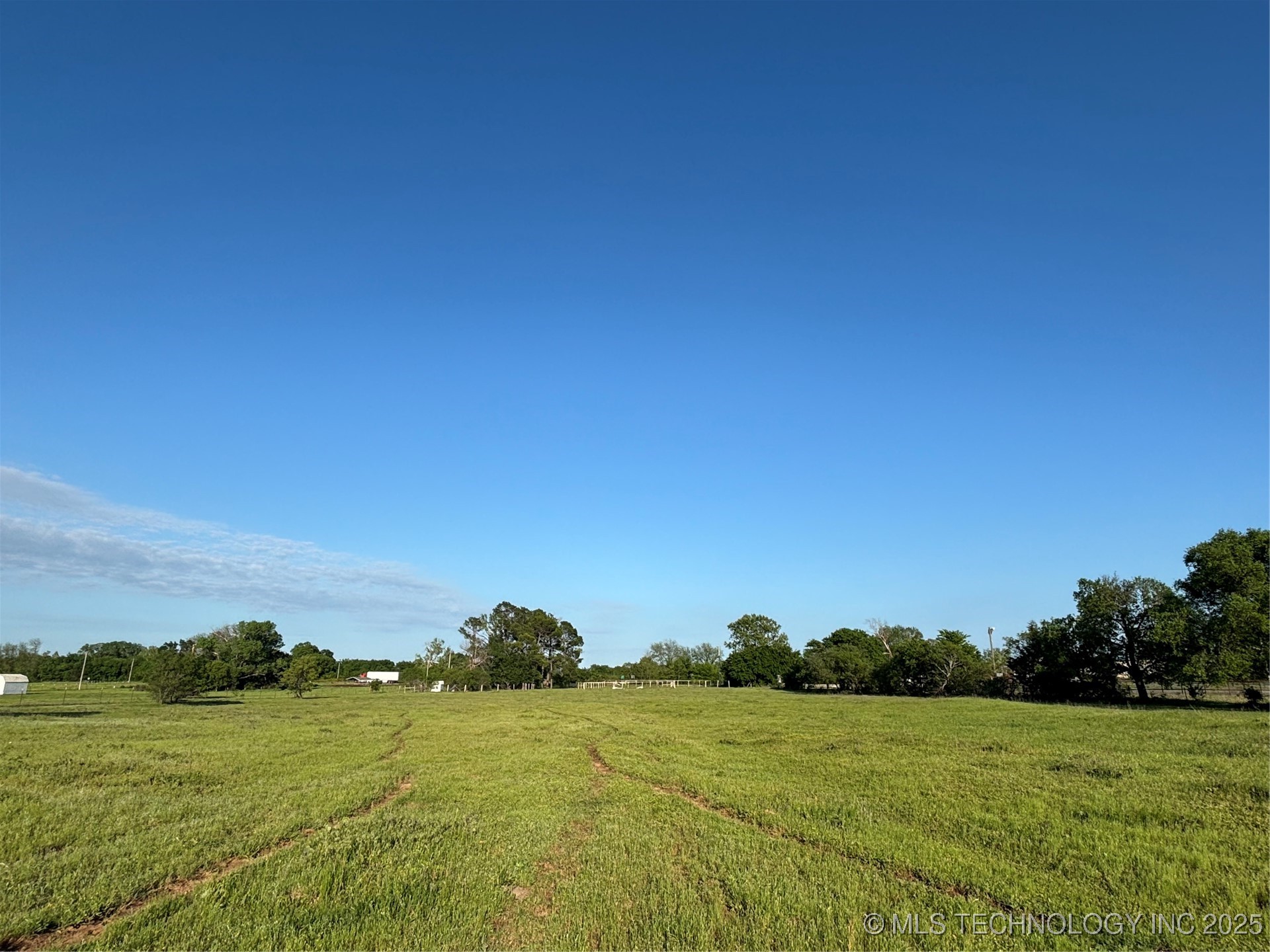 00 Highway 77 Property Photo 13