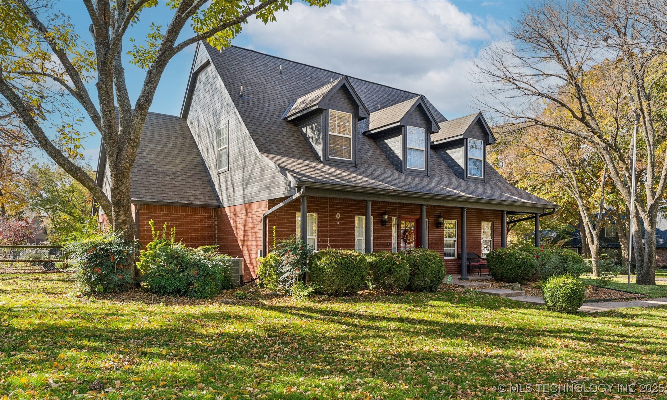 7408 N 202nd East Avenue Property Photo 3