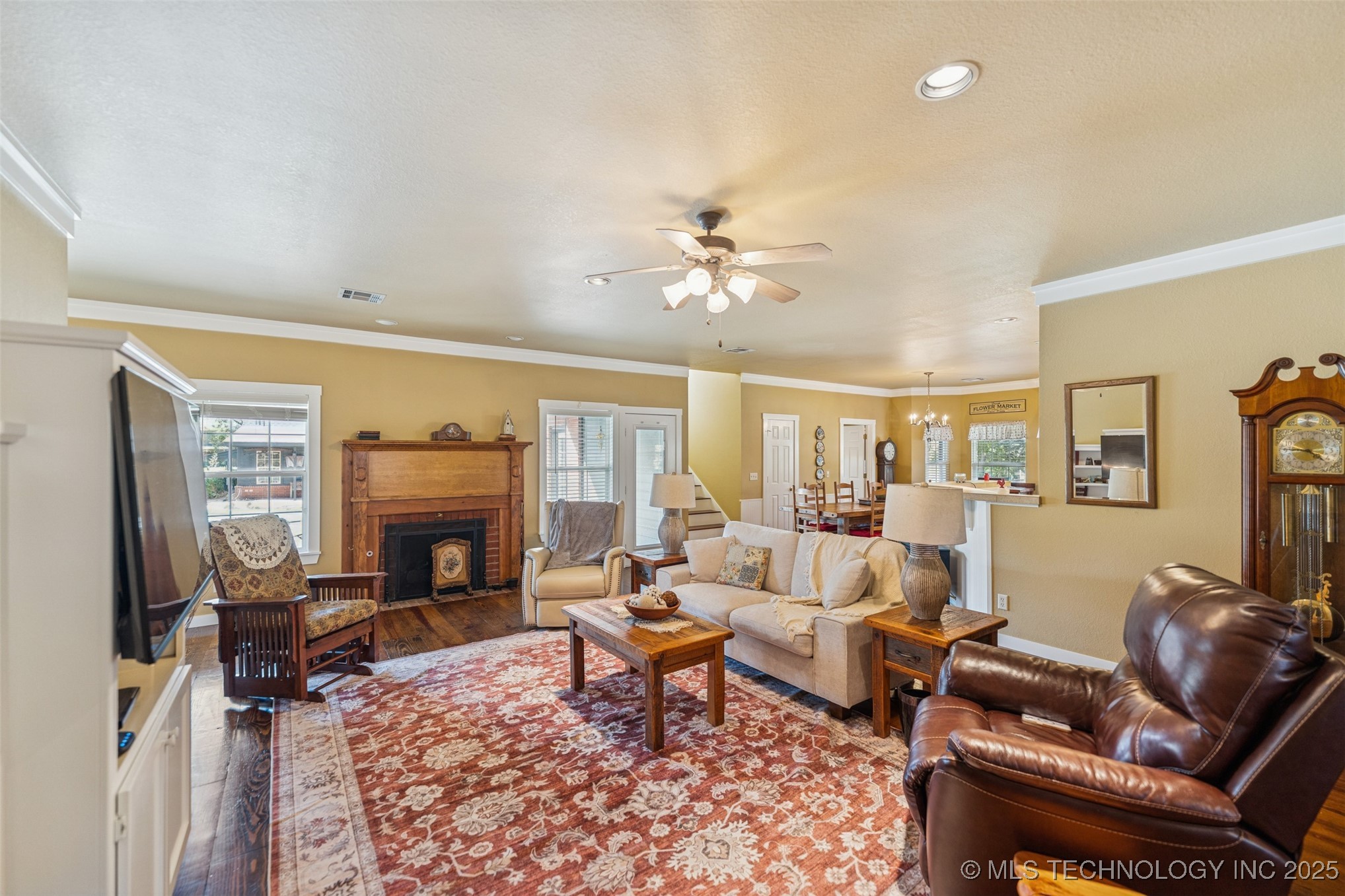 7408 N 202nd East Avenue Property Photo 7