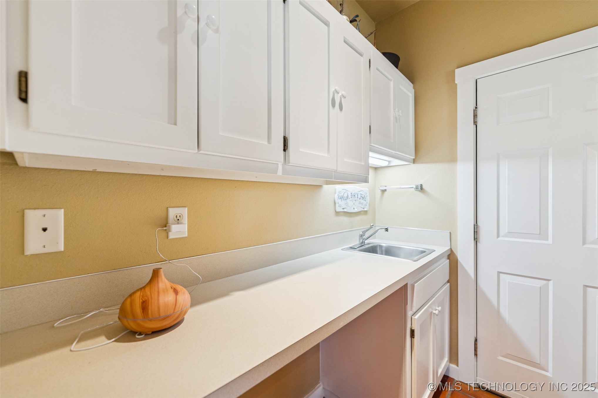 7408 N 202nd East Avenue Property Photo 16