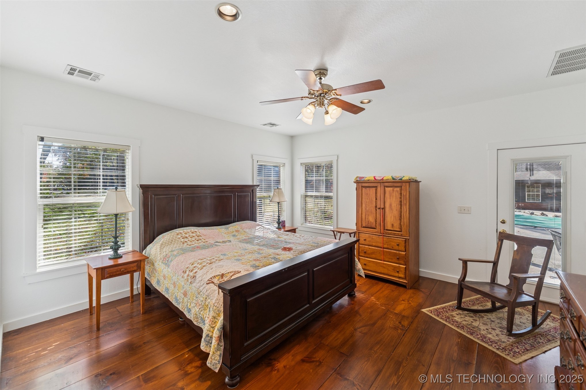 7408 N 202nd East Avenue Property Photo 18