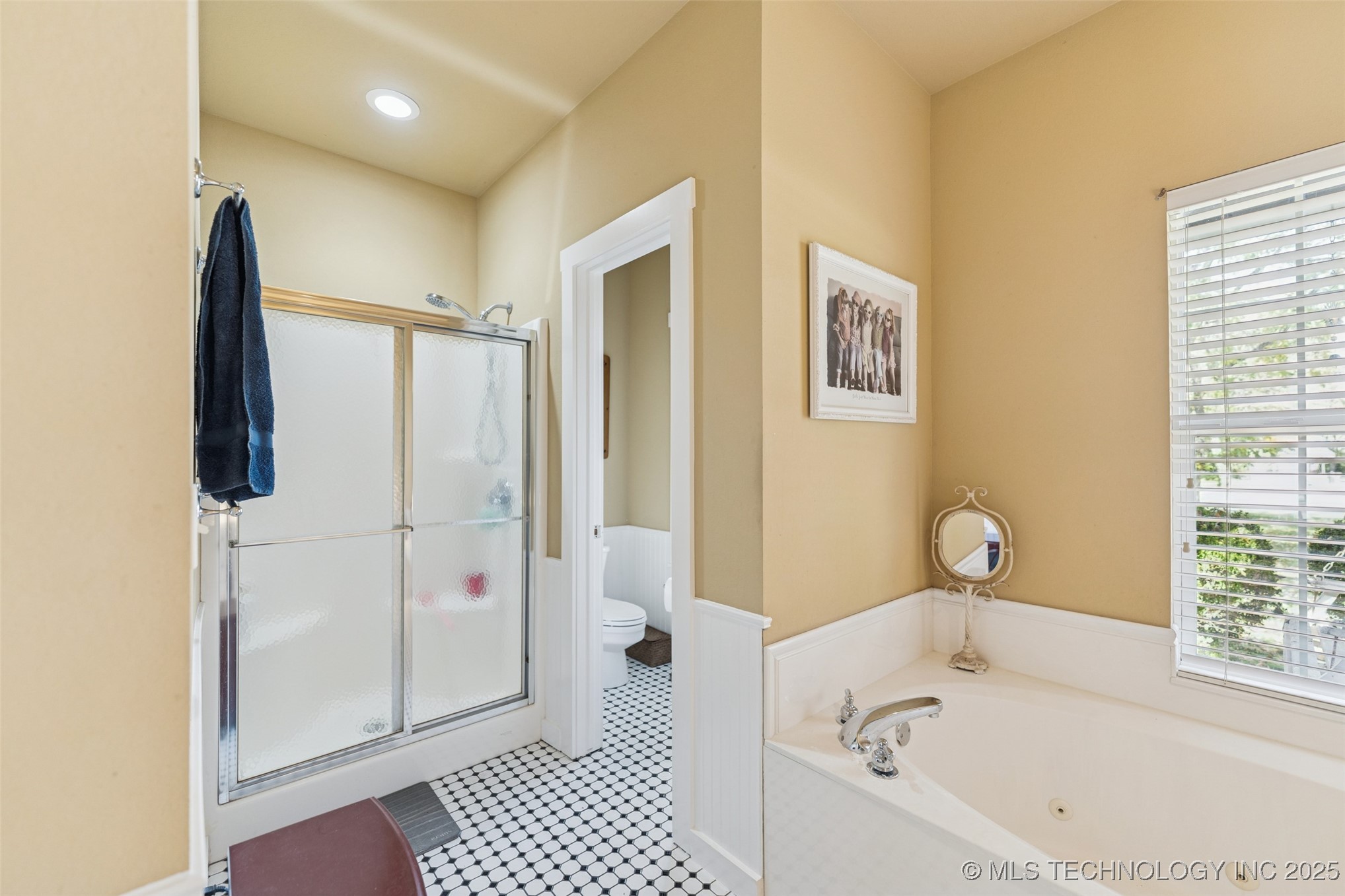 7408 N 202nd East Avenue Property Photo 22