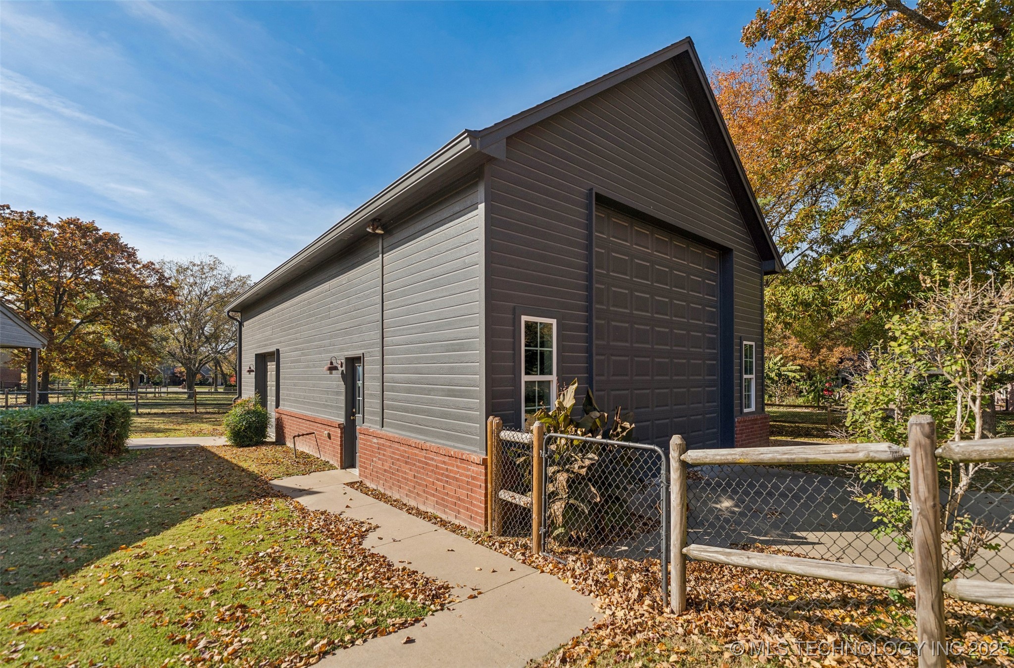 7408 N 202nd East Avenue Property Photo 40