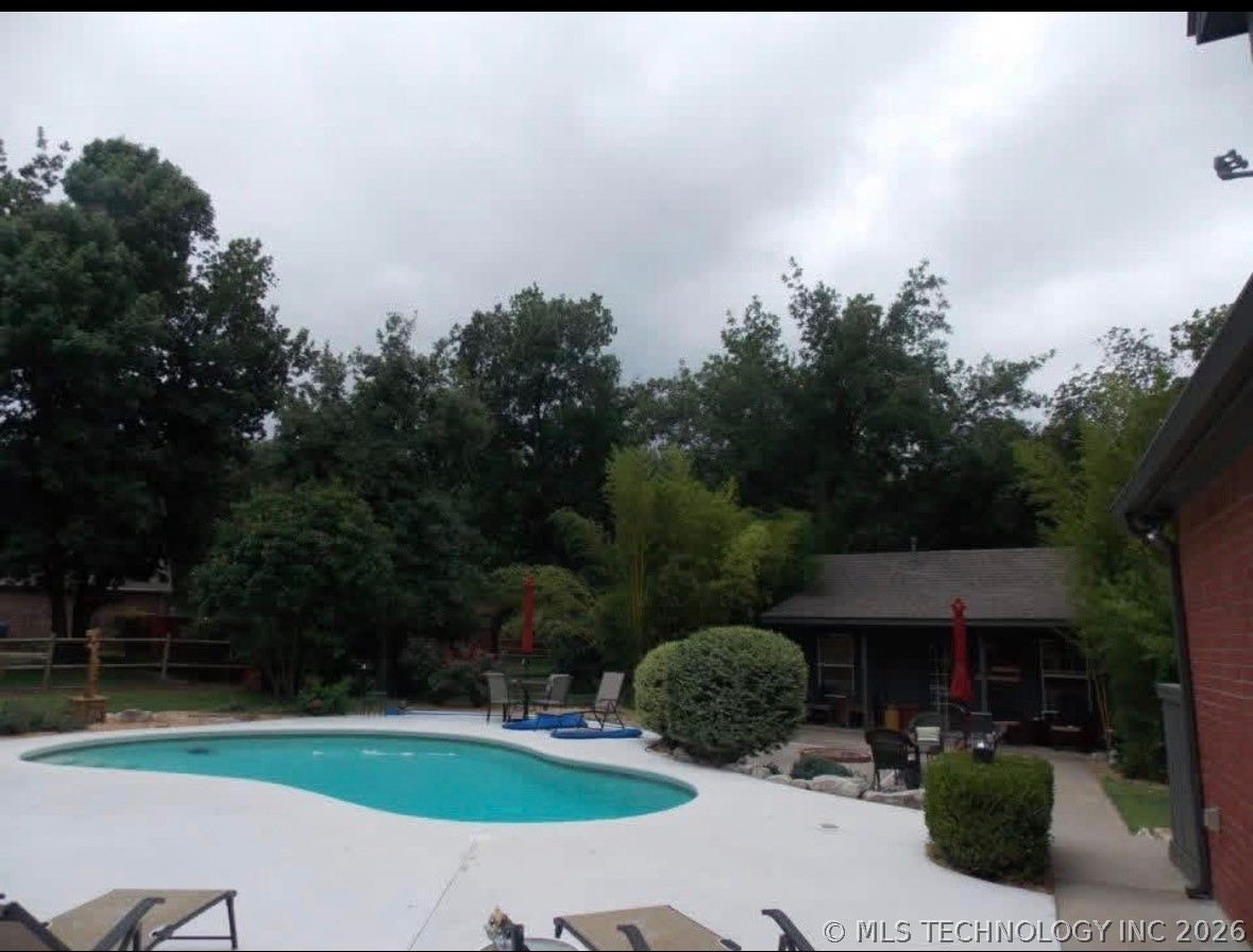 7408 N 202nd East Avenue Property Photo 45