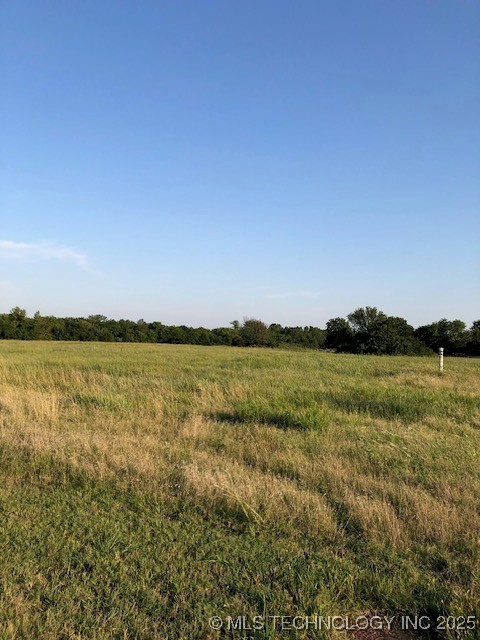 E 106th Street N Property Photo 3