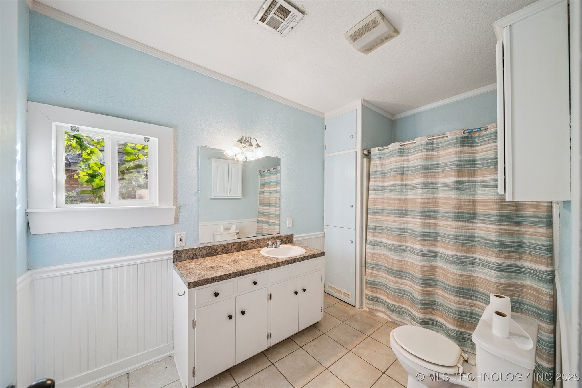 207 S Walnut Street Property Photo 10