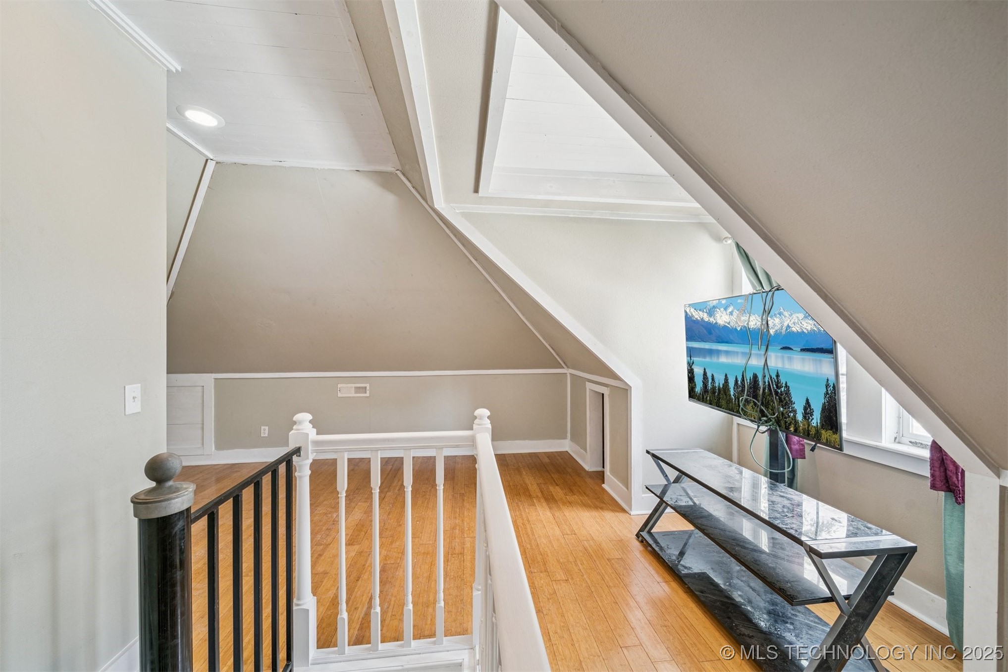 207 S Walnut Street Property Photo 15