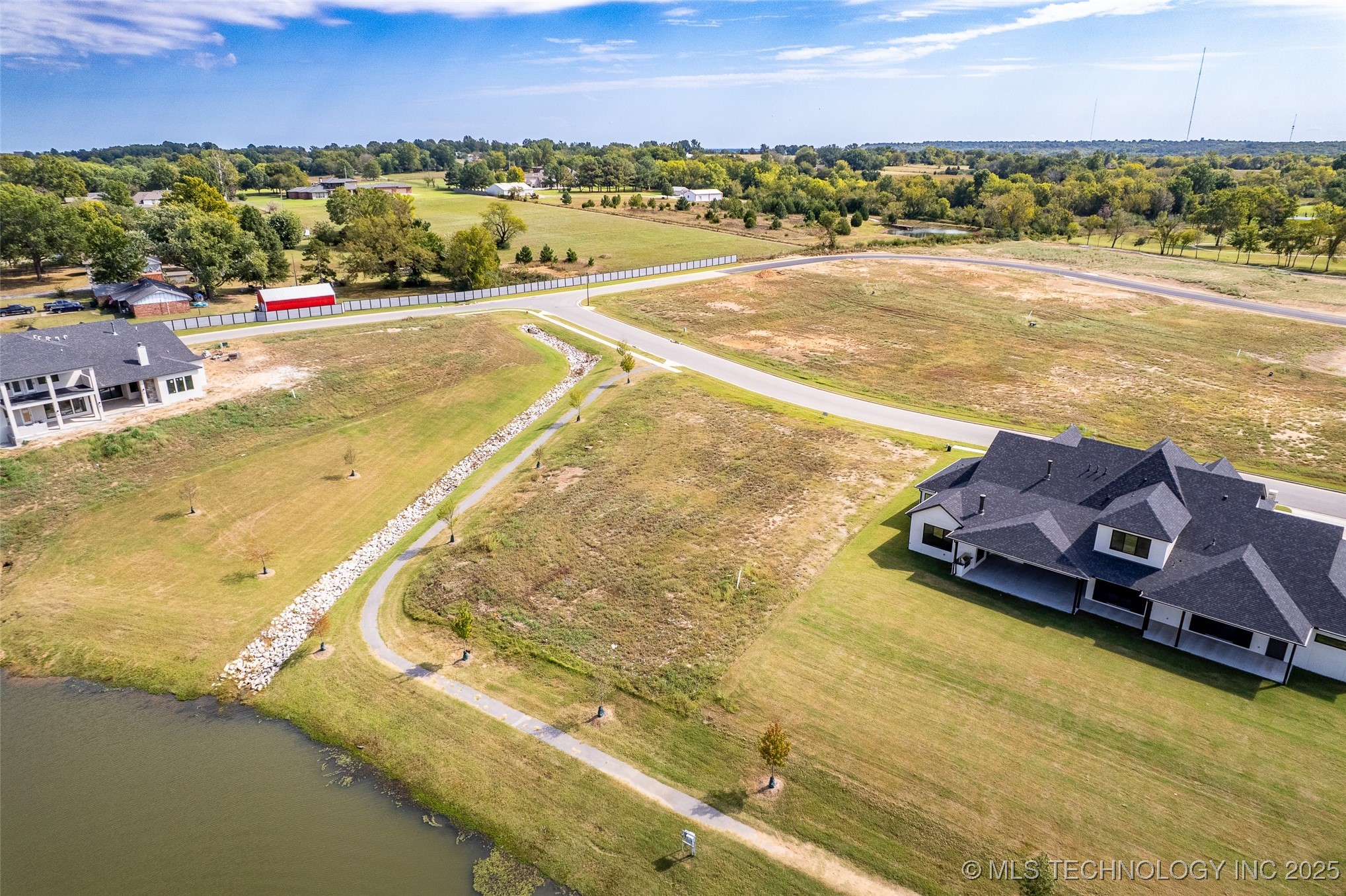 8908 E Elgin Street Property Photo 7